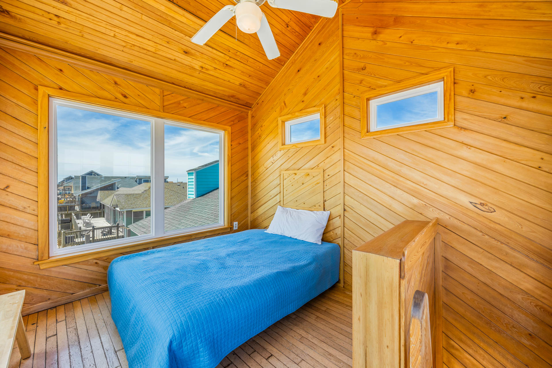 Surf Or Sound Realty 964 Seas The Day Loft