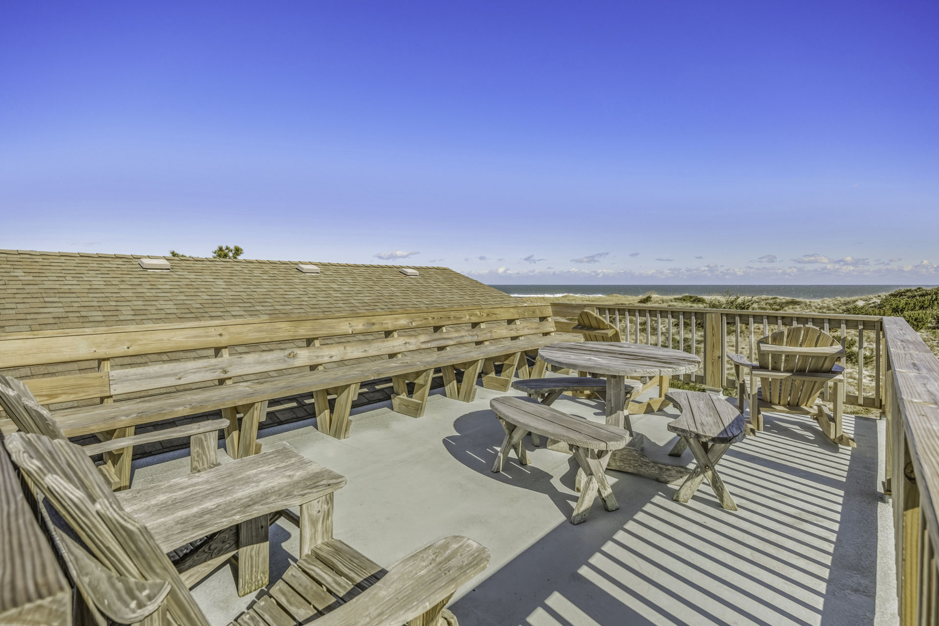 Surf Or Sound Realty 15 Driftwood Deck 3