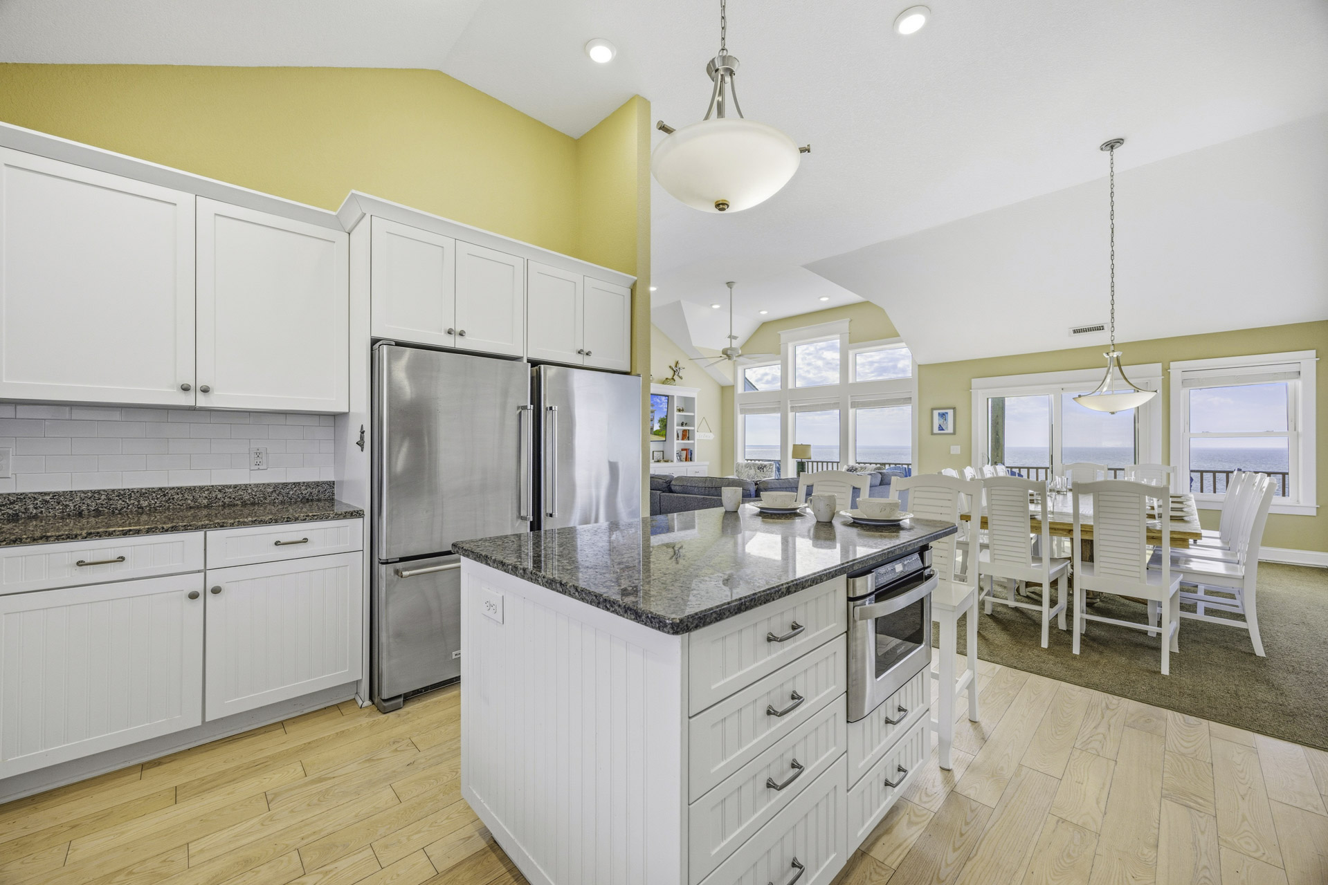 Surf Or Sound Realty 962 Blown Away Kitchen 3