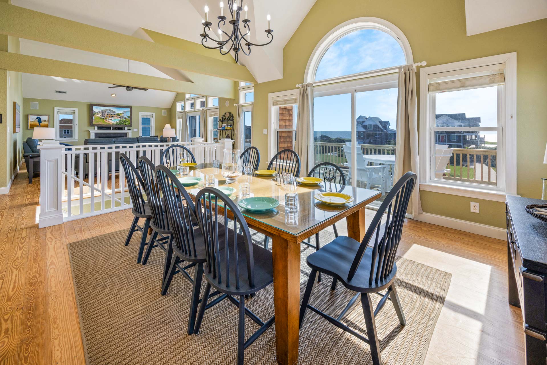 Surf Or Sound Realty 1224 Ride Like The Wind Dining Area 3