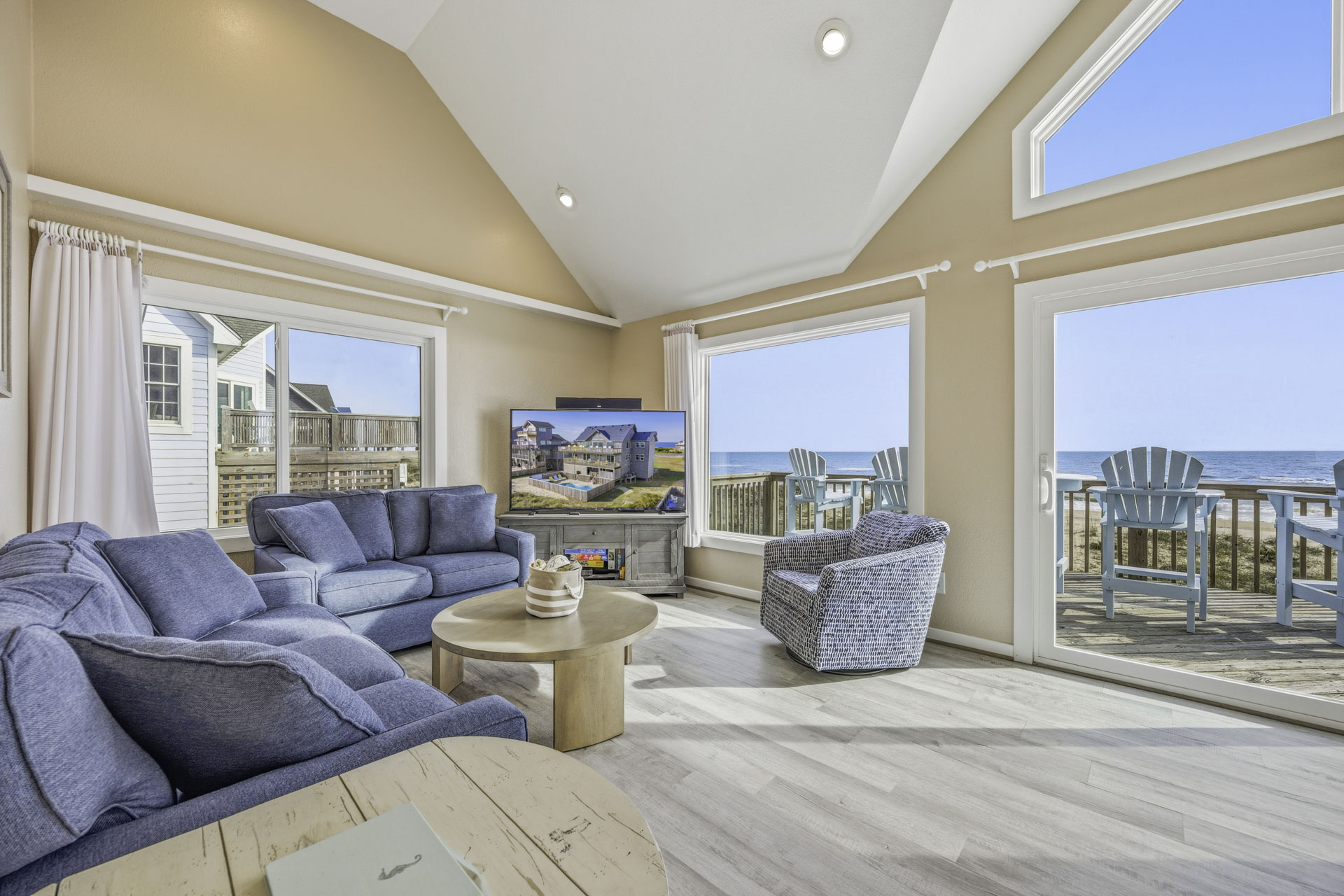 Surf Or Sound Realty 920 Leave Of Absence Great Room 1