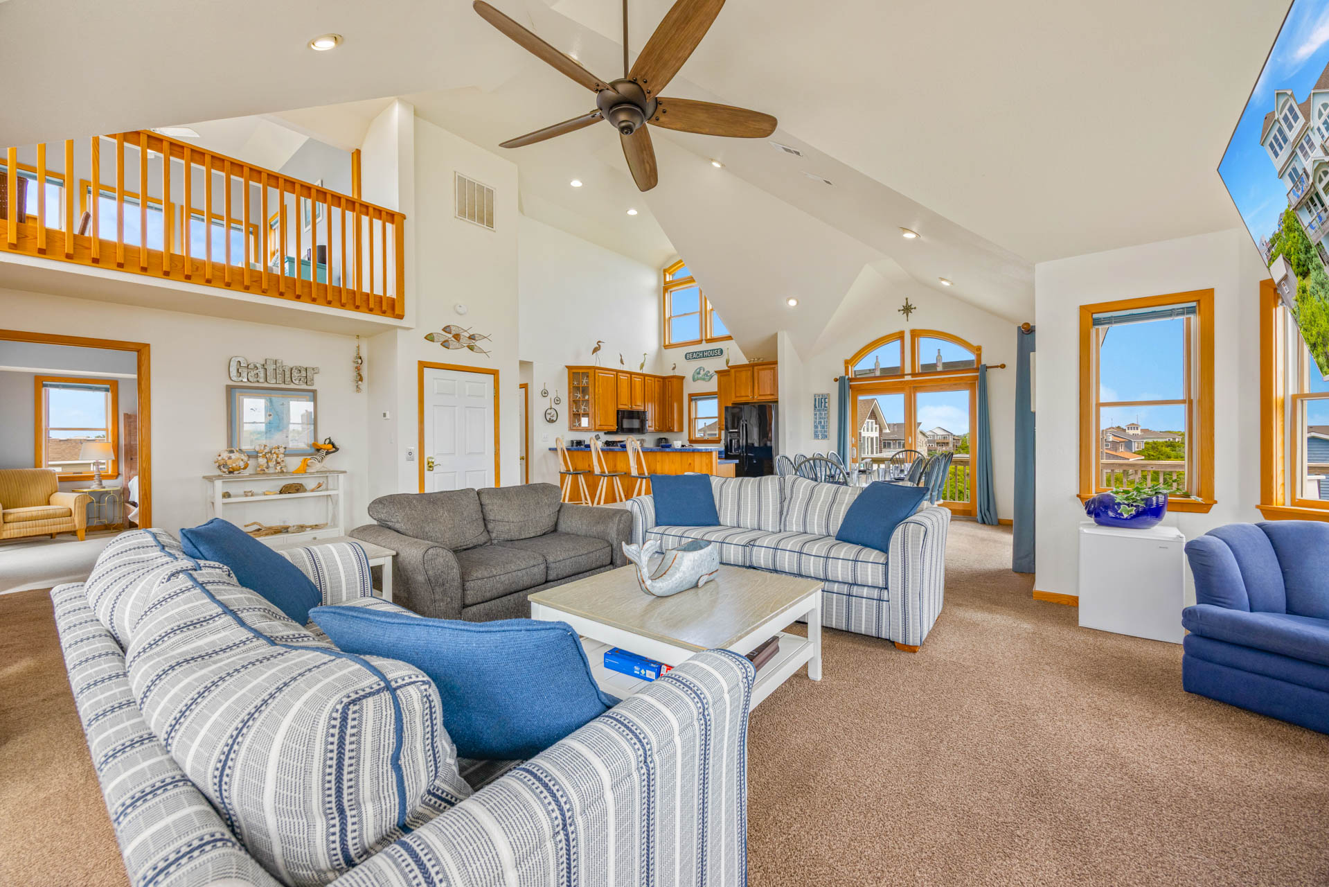Surf Or Sound Realty 1260 Bangarang Beach House Great Room 5