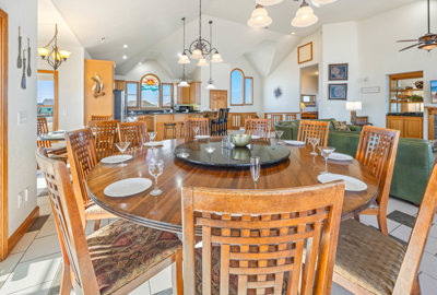 Surf Or Sound Realty 925 Southern Sol Dining Area 1