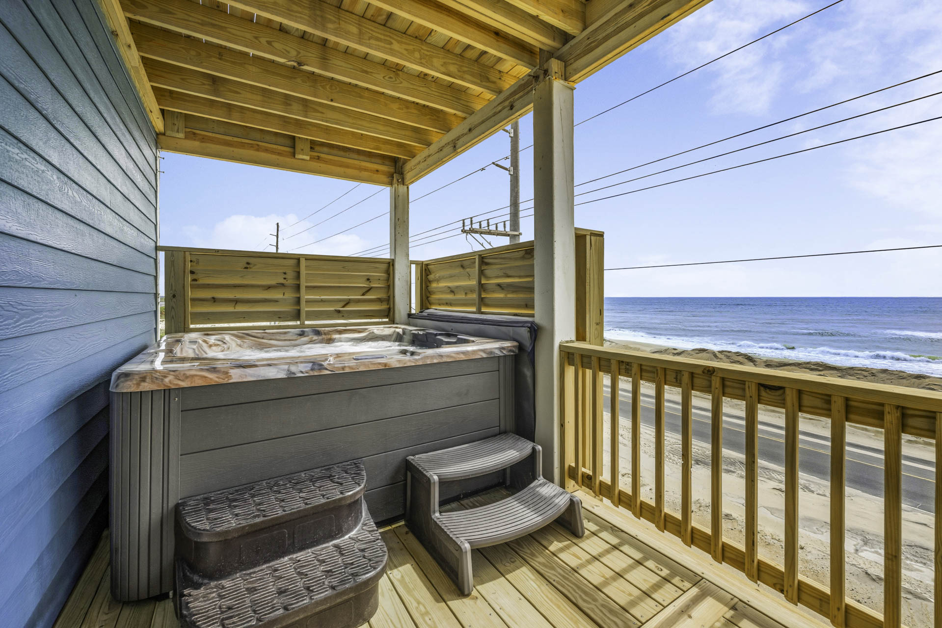 Surf Or Sound Realty 1070 Hatteras Comfort Hot Tub 1