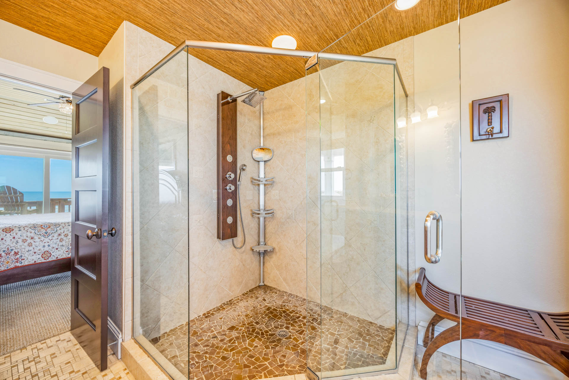 Surf Or Sound Realty 957 Coral Breeze Bedroom 1 4
