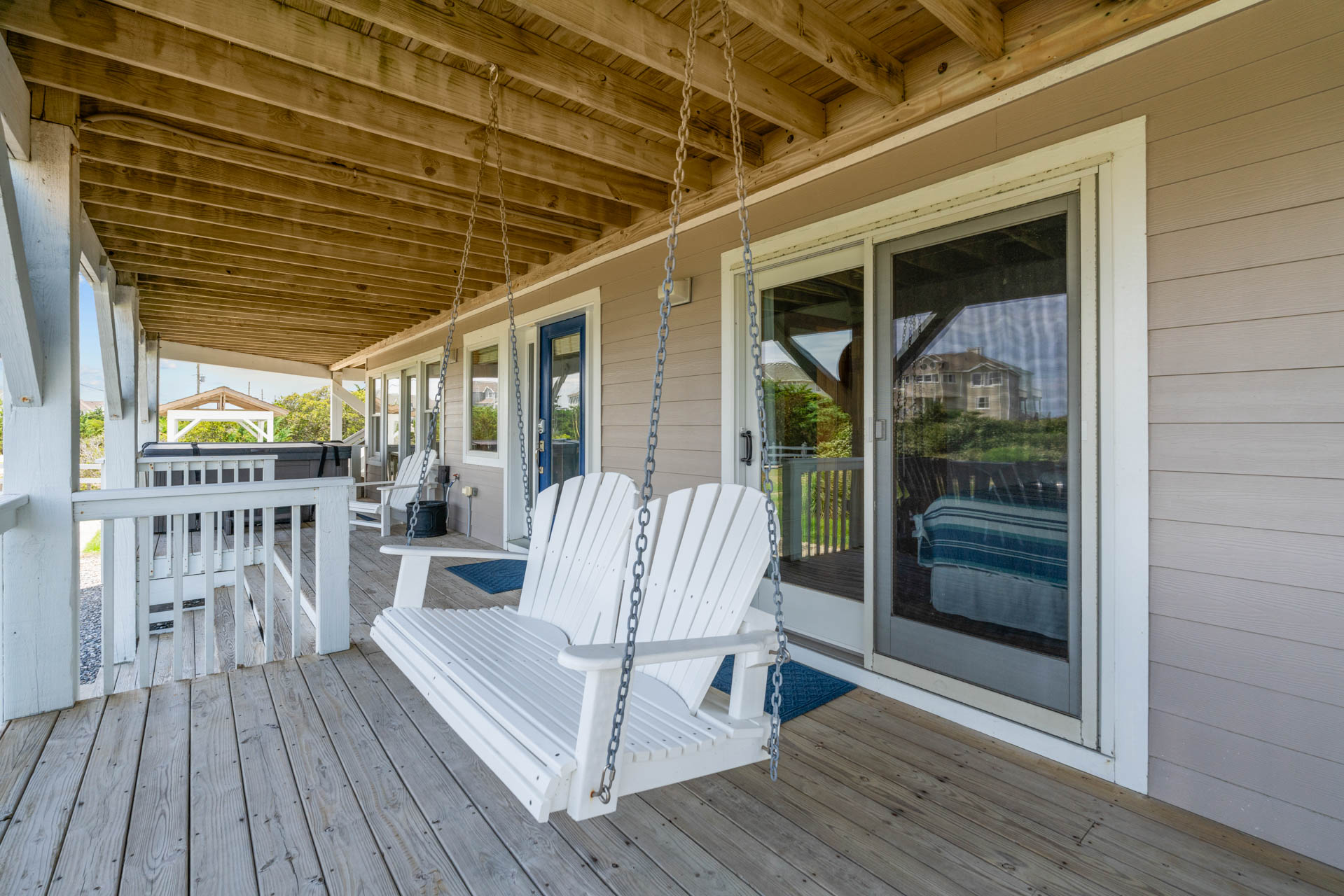 The Hatteras House - #638 | Surf or Sound