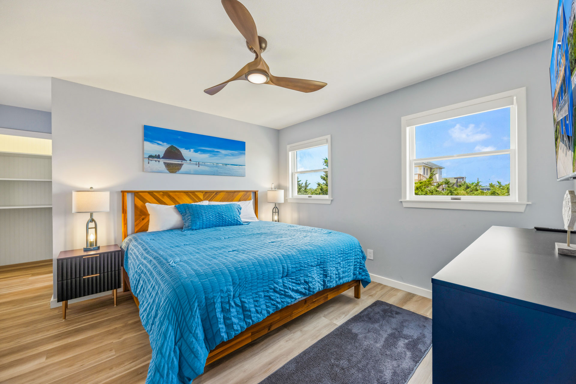 Surf Or Sound Realty 1245 Blue Wahoo Bedroom 2 1