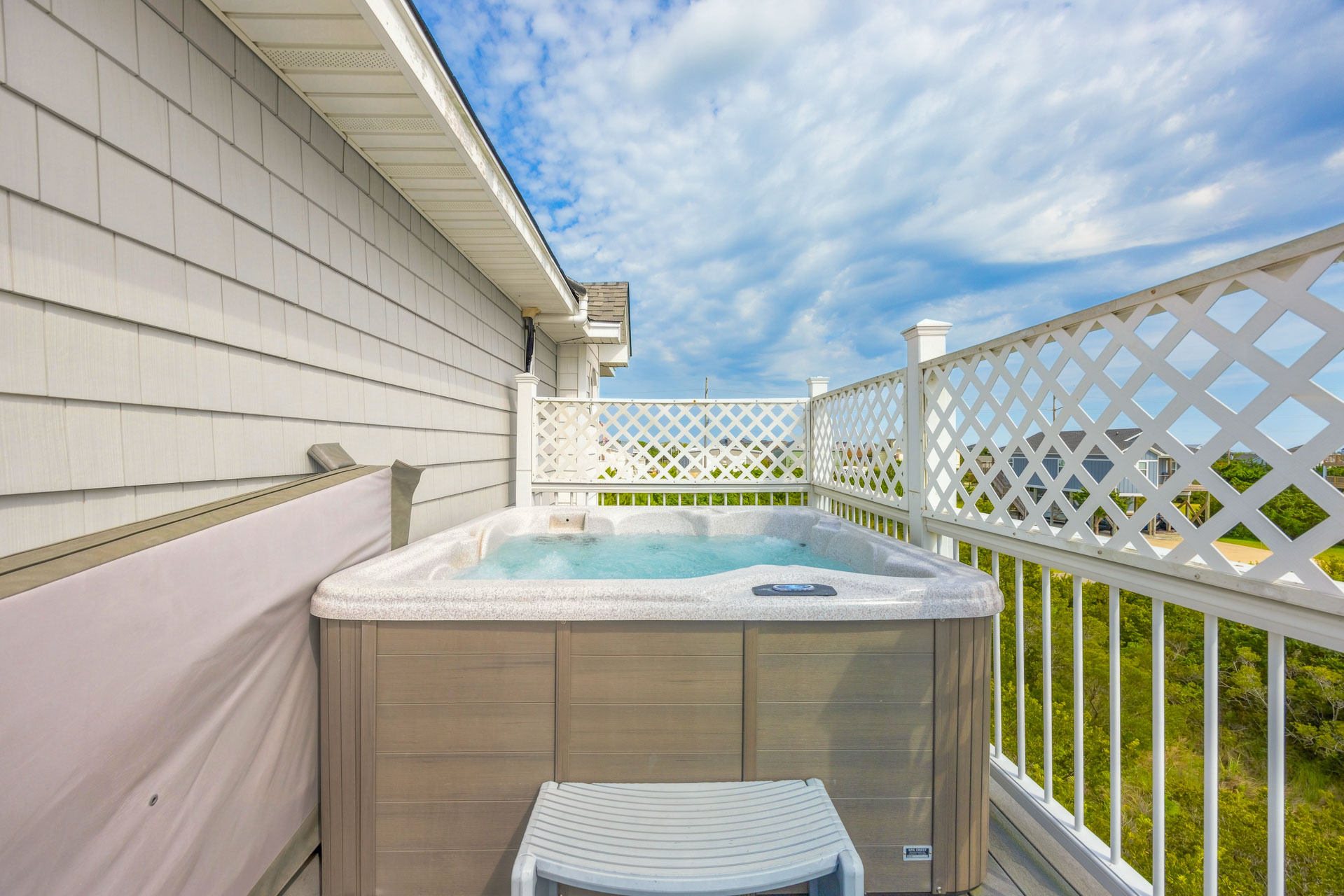 Surf Or Sound Realty 926 Dreamer's Landing Hot Tub