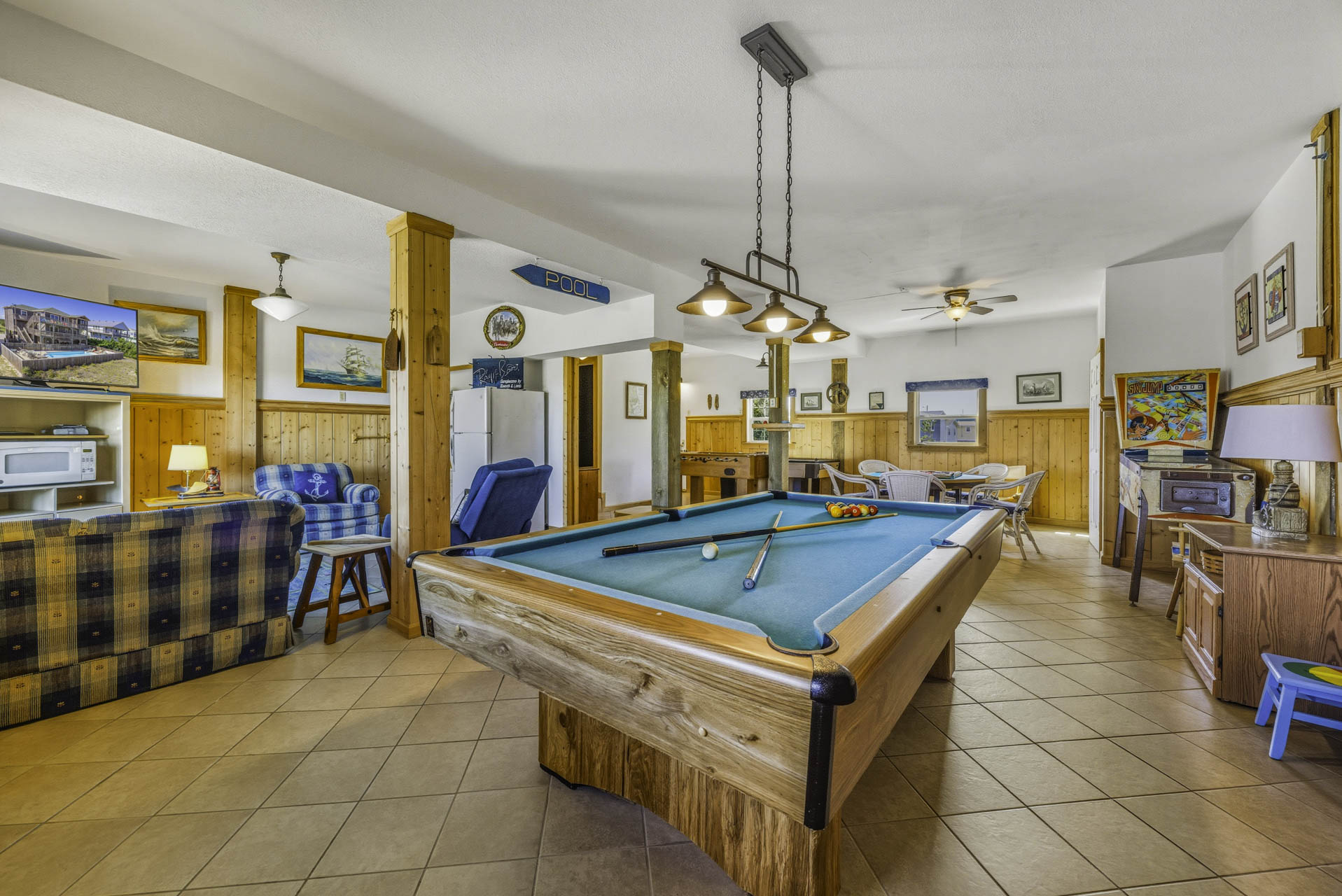 Surf Or Sound Realty 1230 Hideaway East Game Room 4