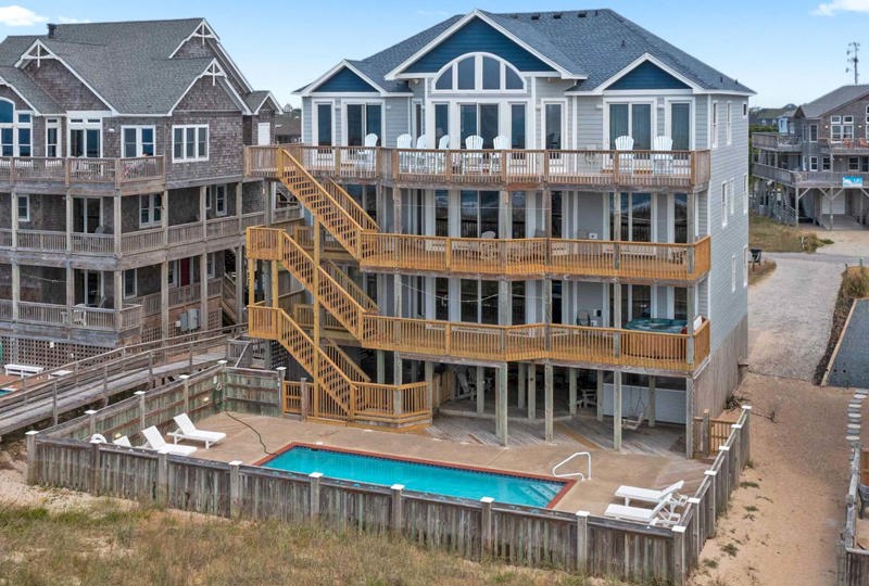 Great Expectations 783 Surf or Sound