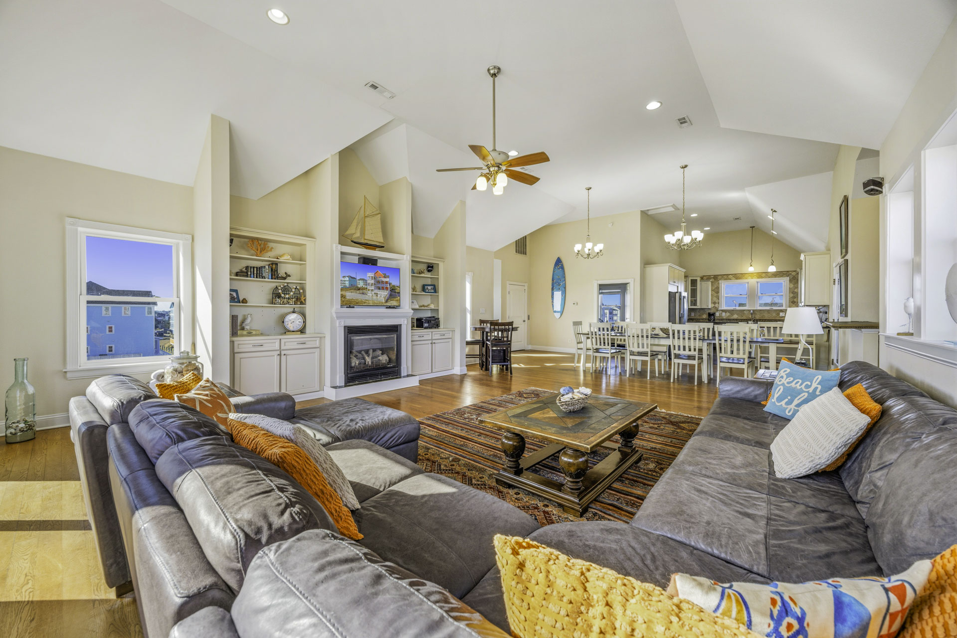 Surf Or Sound Realty 575 Rodanthe Paradise Great Room 5