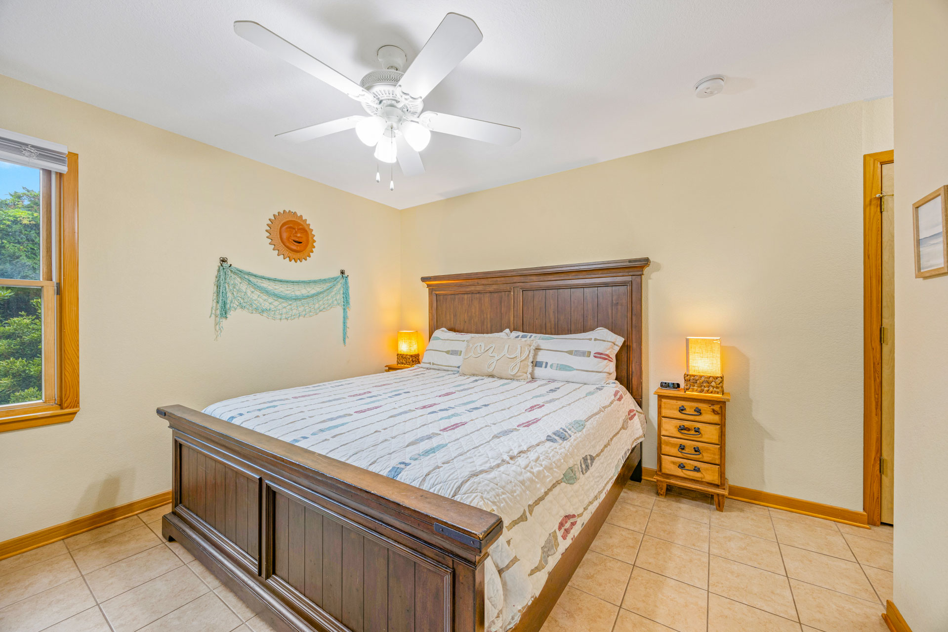 Surf Or Sound Realty 1216 Seaglasses Bedroom 1 2