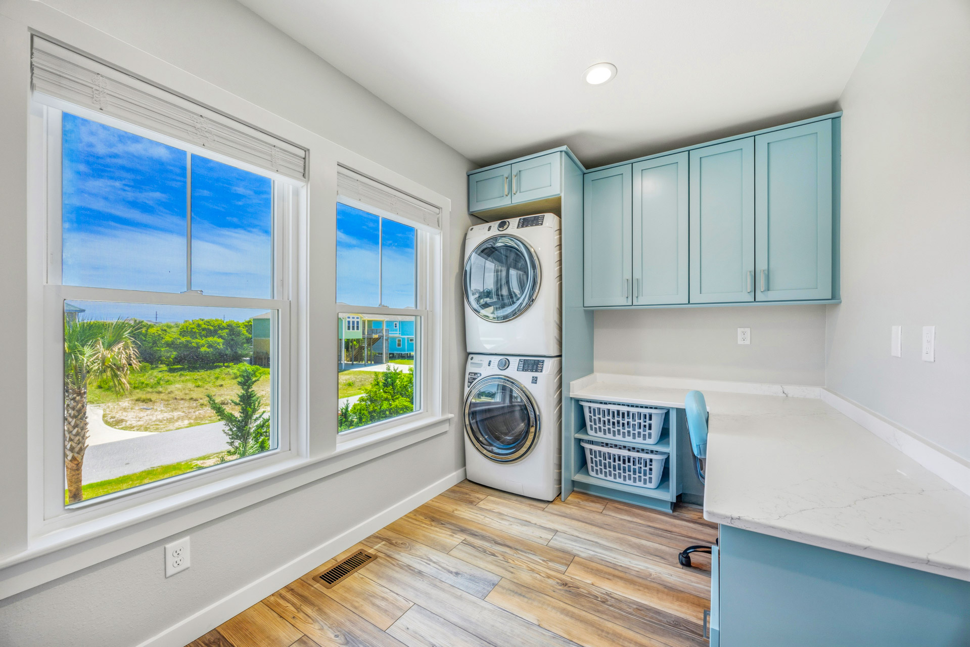 Surf Or Sound Realty 1234 Turtle Watch Laundry Room
