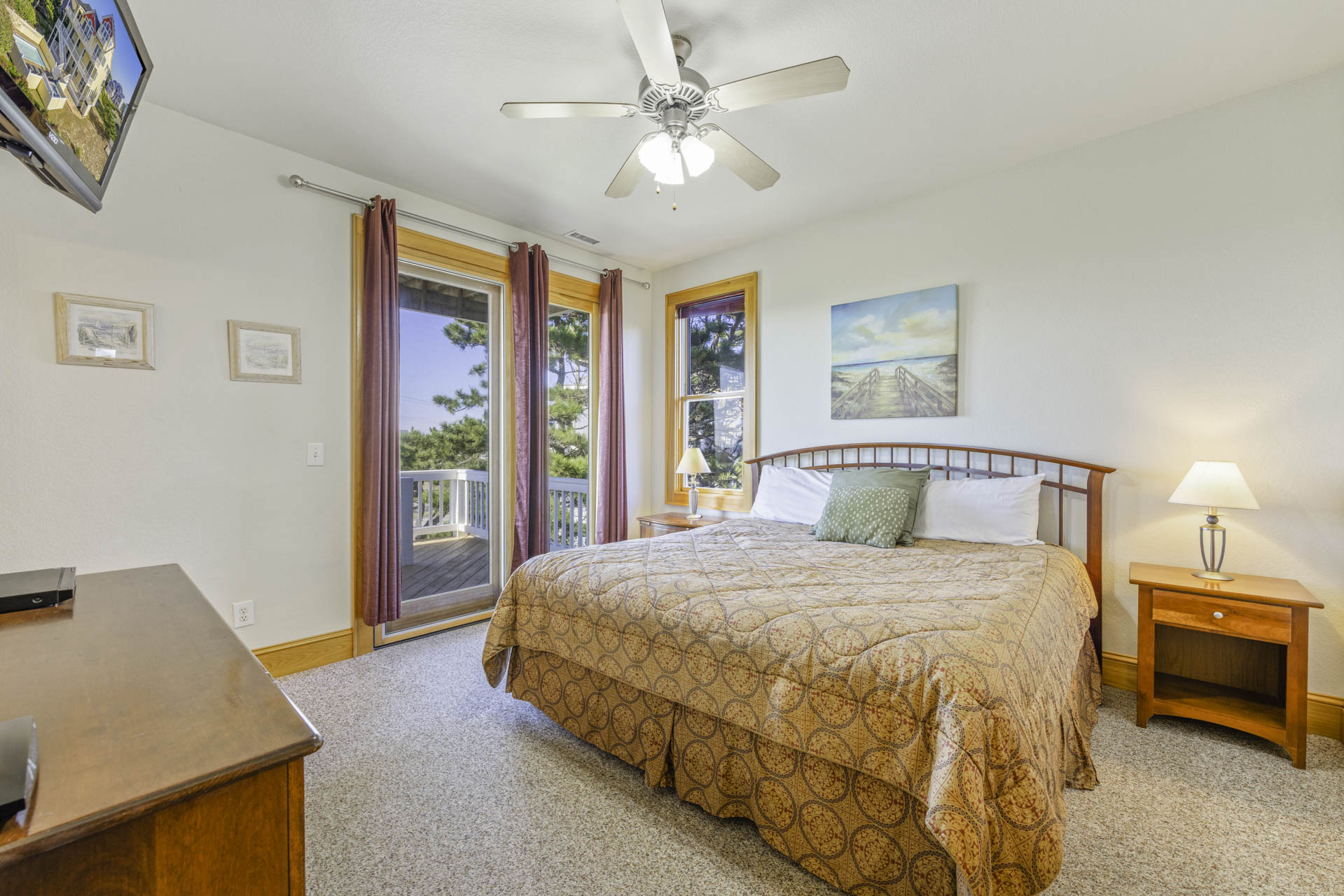 Surf Or Sound Realty 528 Hatteras Seaduction Bedroom 1 1