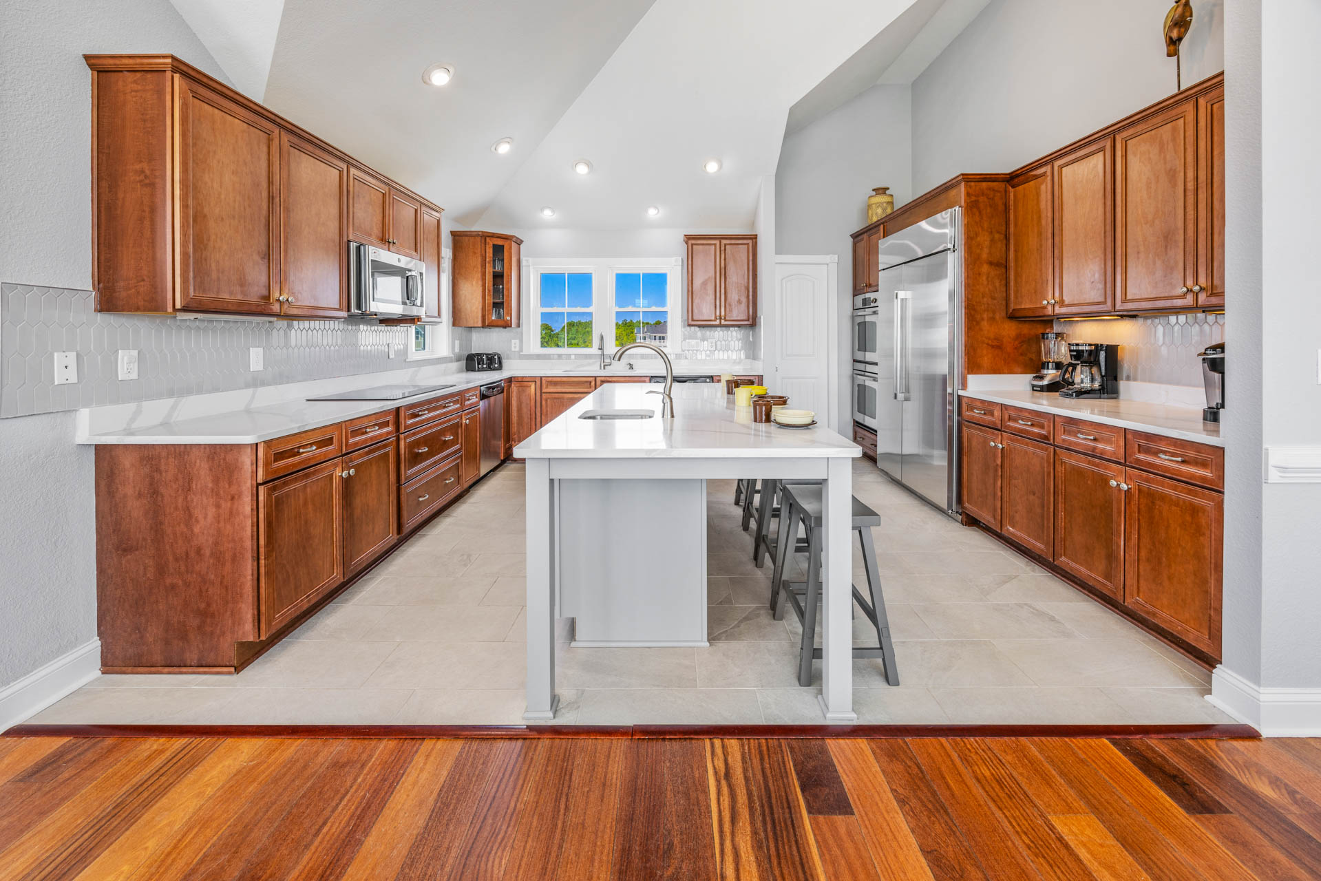 Surf Or Sound Realty 685 Shooting Star Kitchen 1