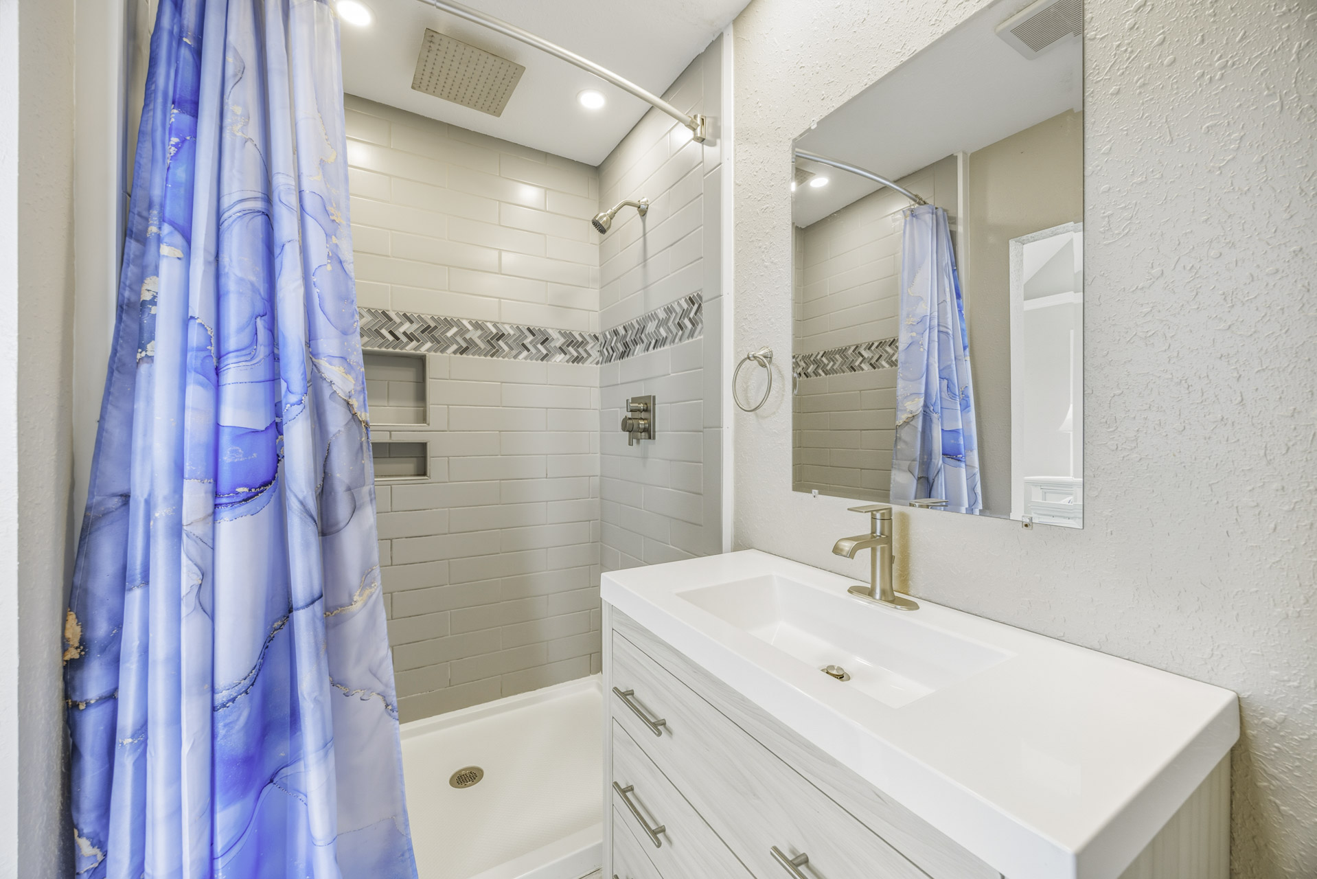 Surf Or Sound Realty 920 Leave Of Absence Bedroom 1 3