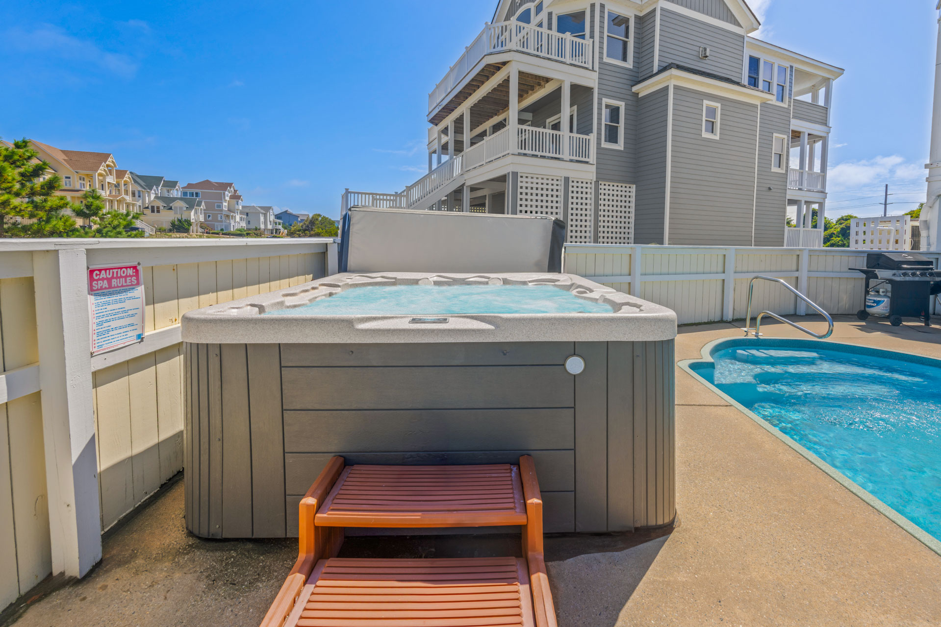 Surf Or Sound Realty 789 Ocean Isle Pool Area 3