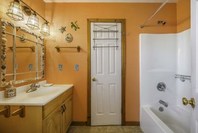 Surf Or Sound Realty 1230 Hideaway East Bedroom 2 3