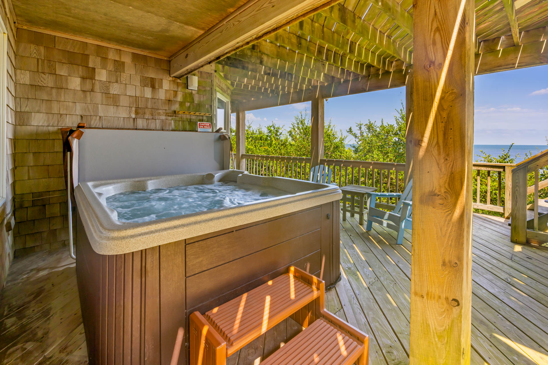 Surf Or Sound Realty 1227 The Treehouse Hot Tub 2