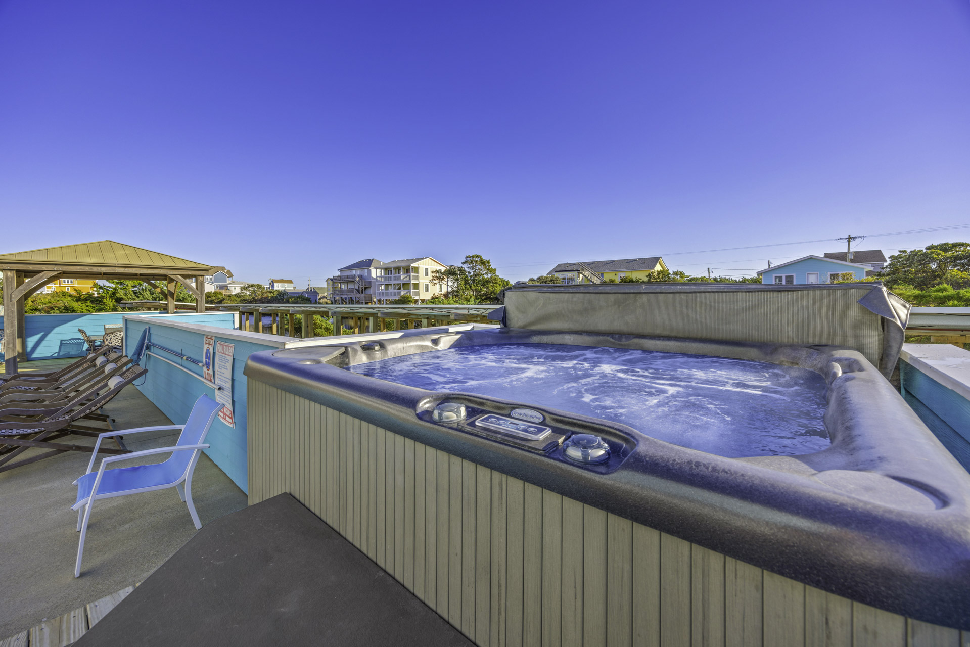 Surf Or Sound Realty 534 Peaceful Retreat Hot Tub