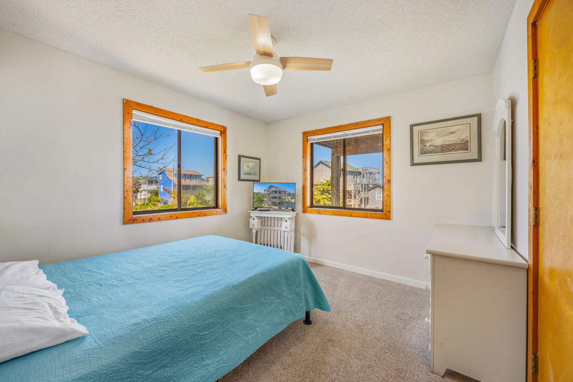 Surf Or Sound Realty 60 Bermuda Breeze Bedroom 2 1