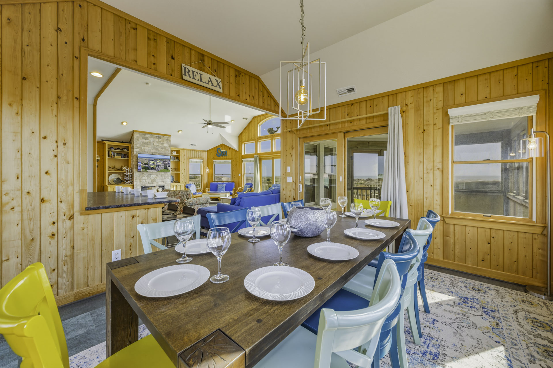 Surf Or Sound Realty 160 Cheerio Dining Area 4