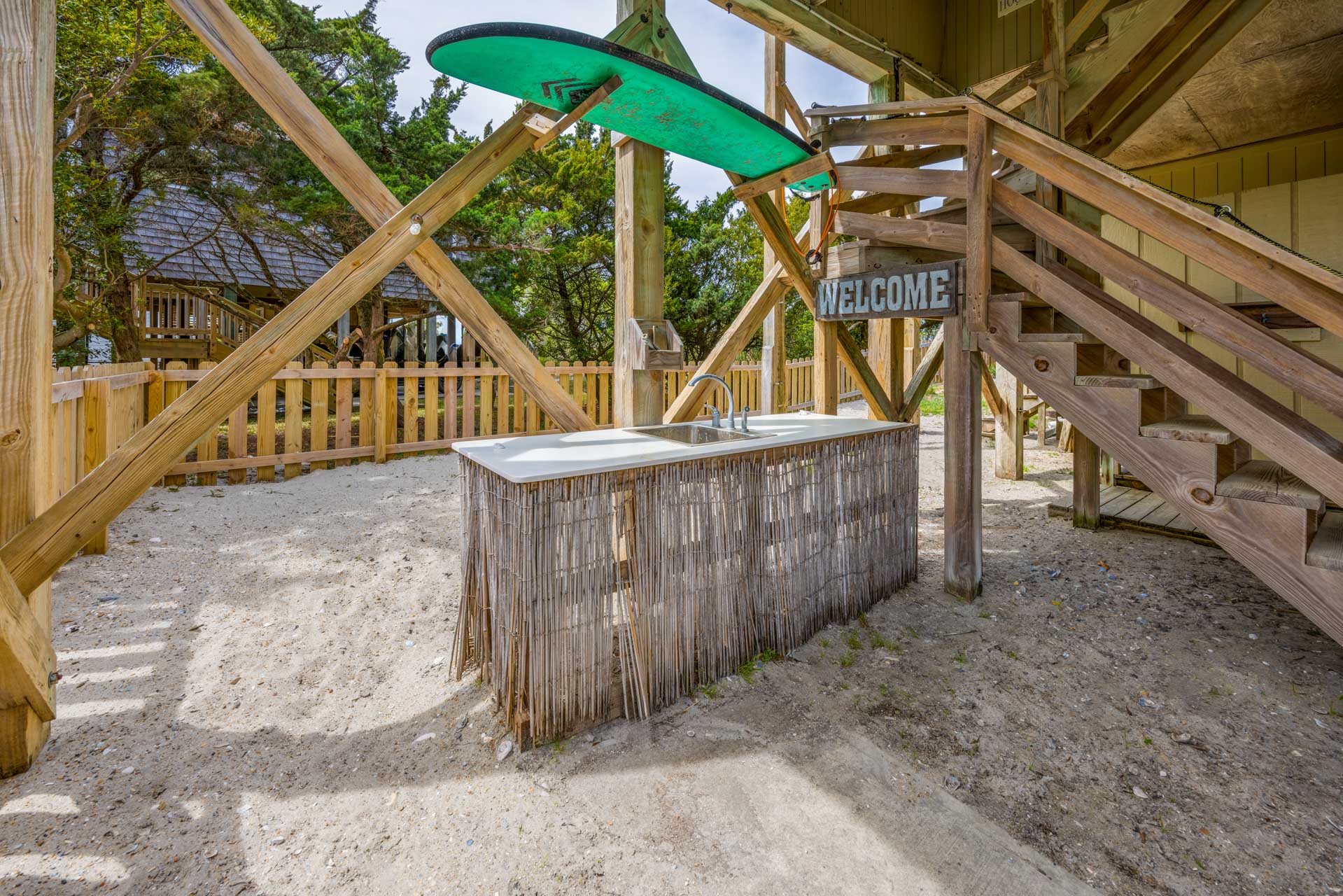Surf Or Sound Realty 960 Osprey Tiki Bar
