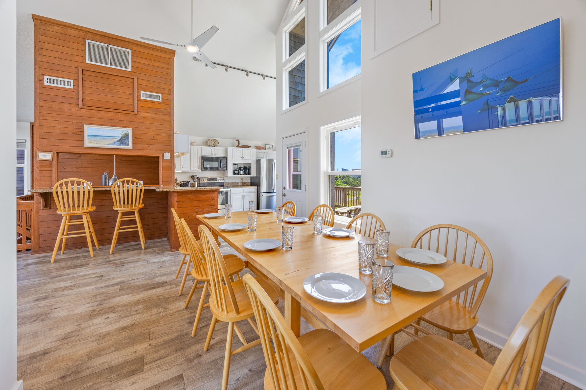 Surf Or Sound Realty 1022 Stella Maris Dining Area 2