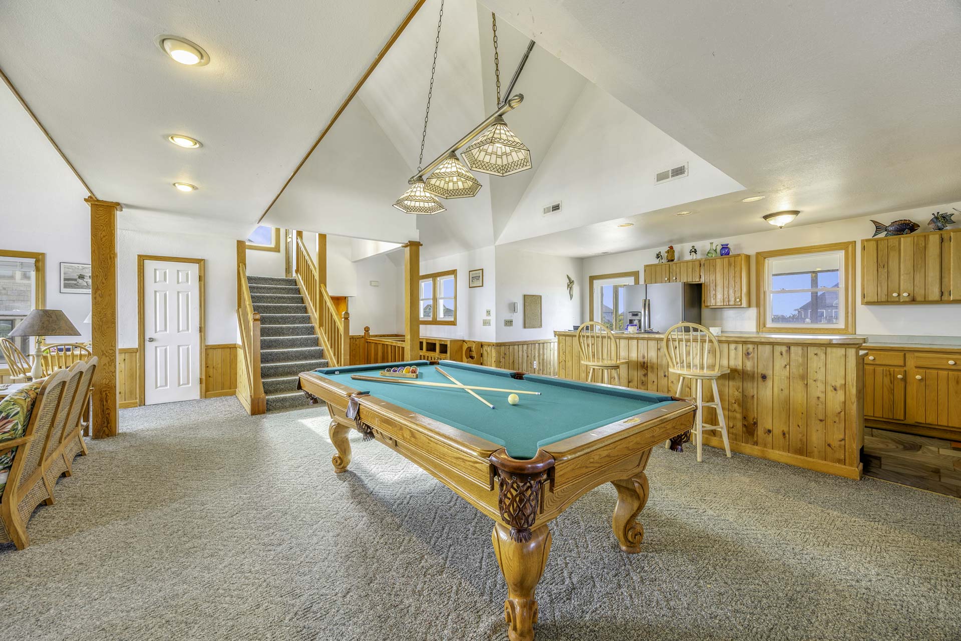 Surf Or Sound Realty 1239 Why Knot Great Room 3