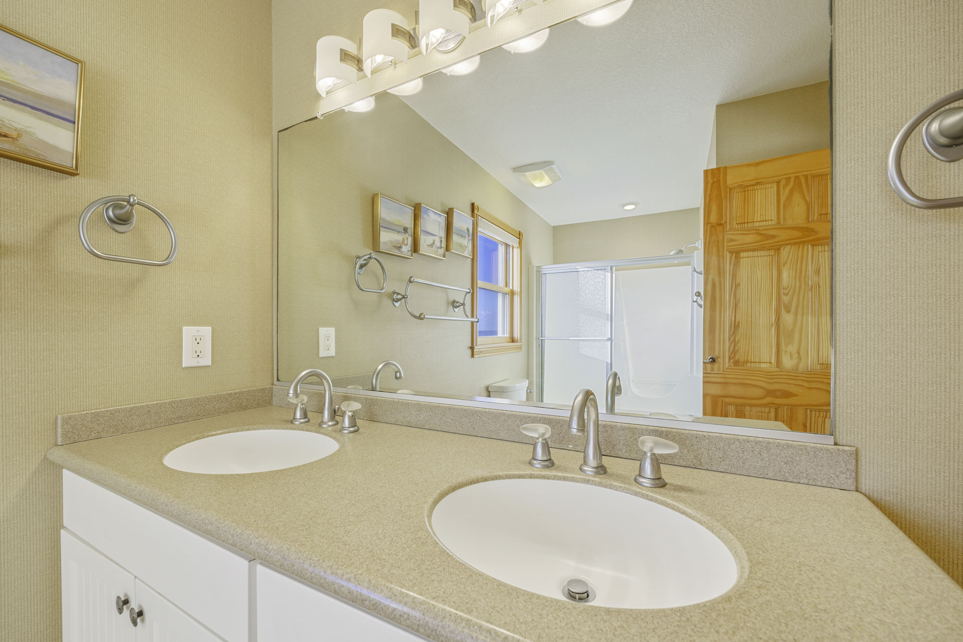 Surf Or Sound Realty 901 Flip Floppin Bedroom 3 3