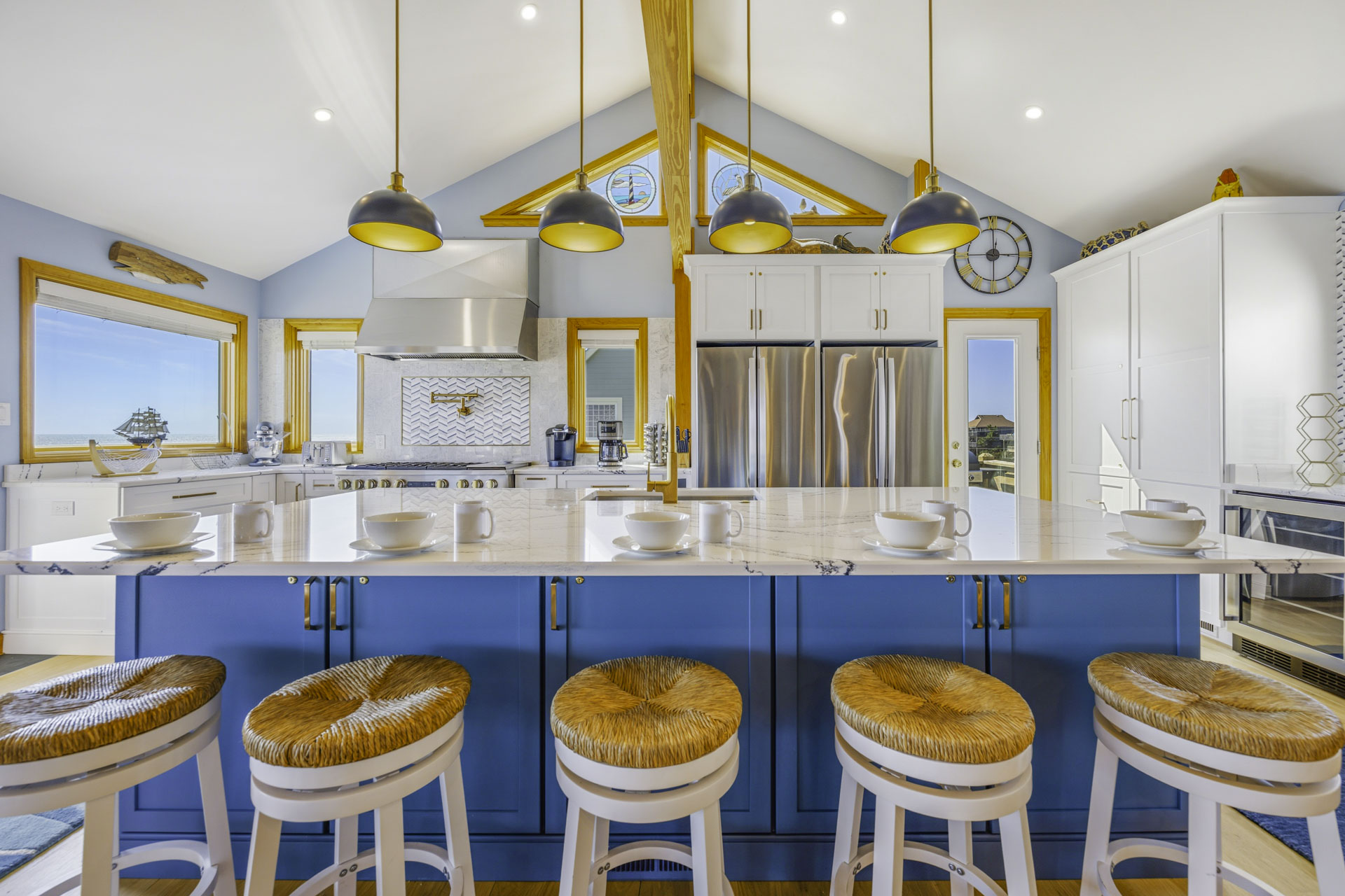 Surf Or Sound Realty 1025 Pflueger's Lure Kitchen 9