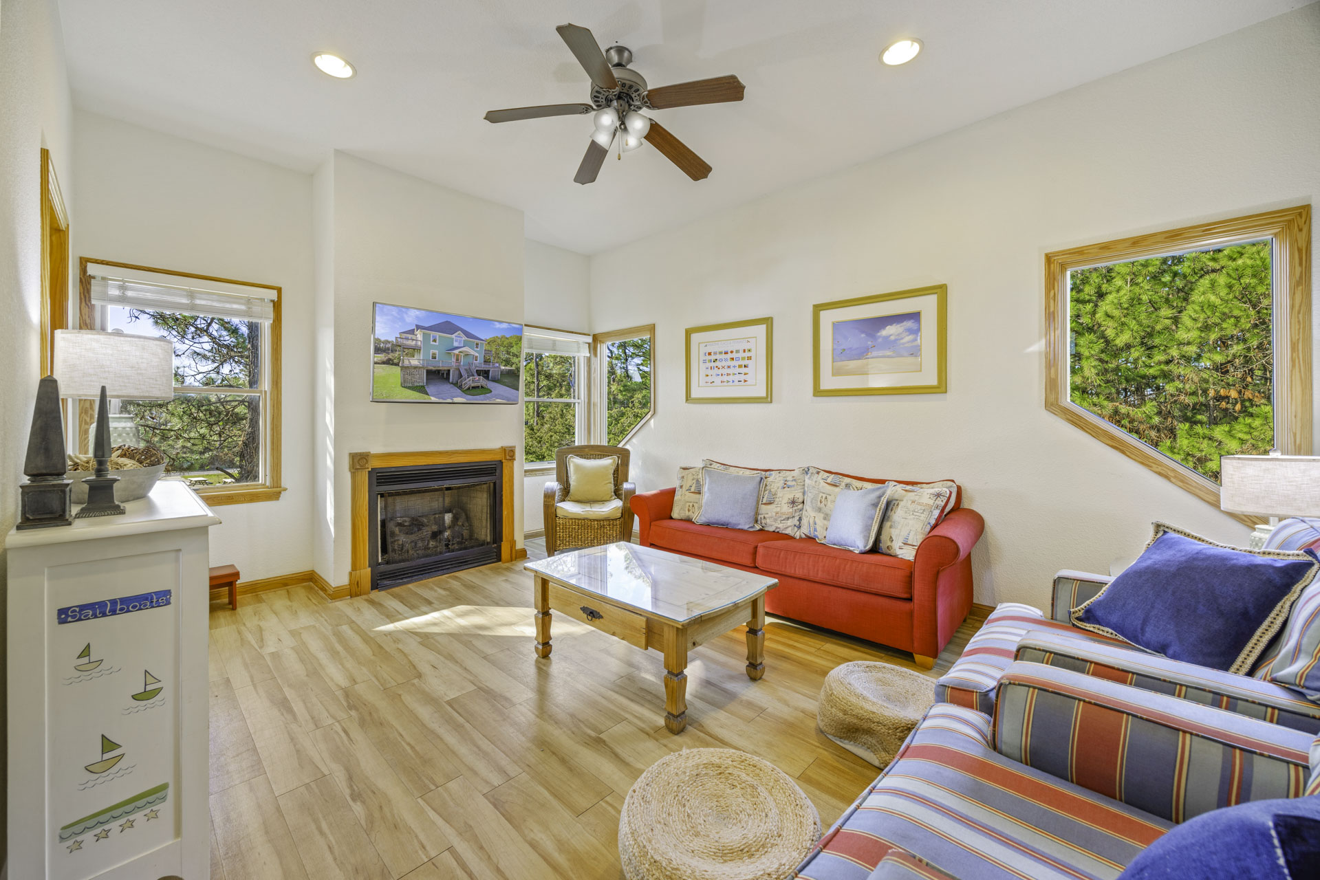 Surf Or Sound Realty 363 Sandy Cheeks Den 2