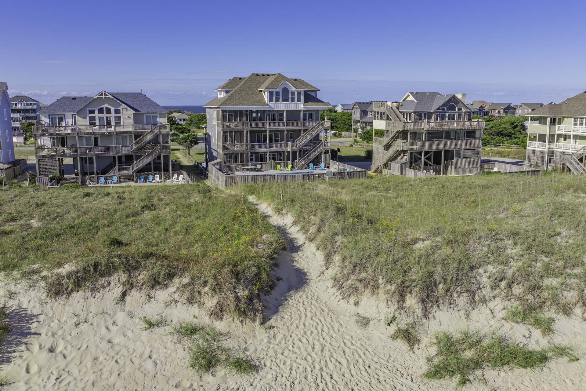 Surf Or Sound Realty 369 Sea Mist Exterior 11