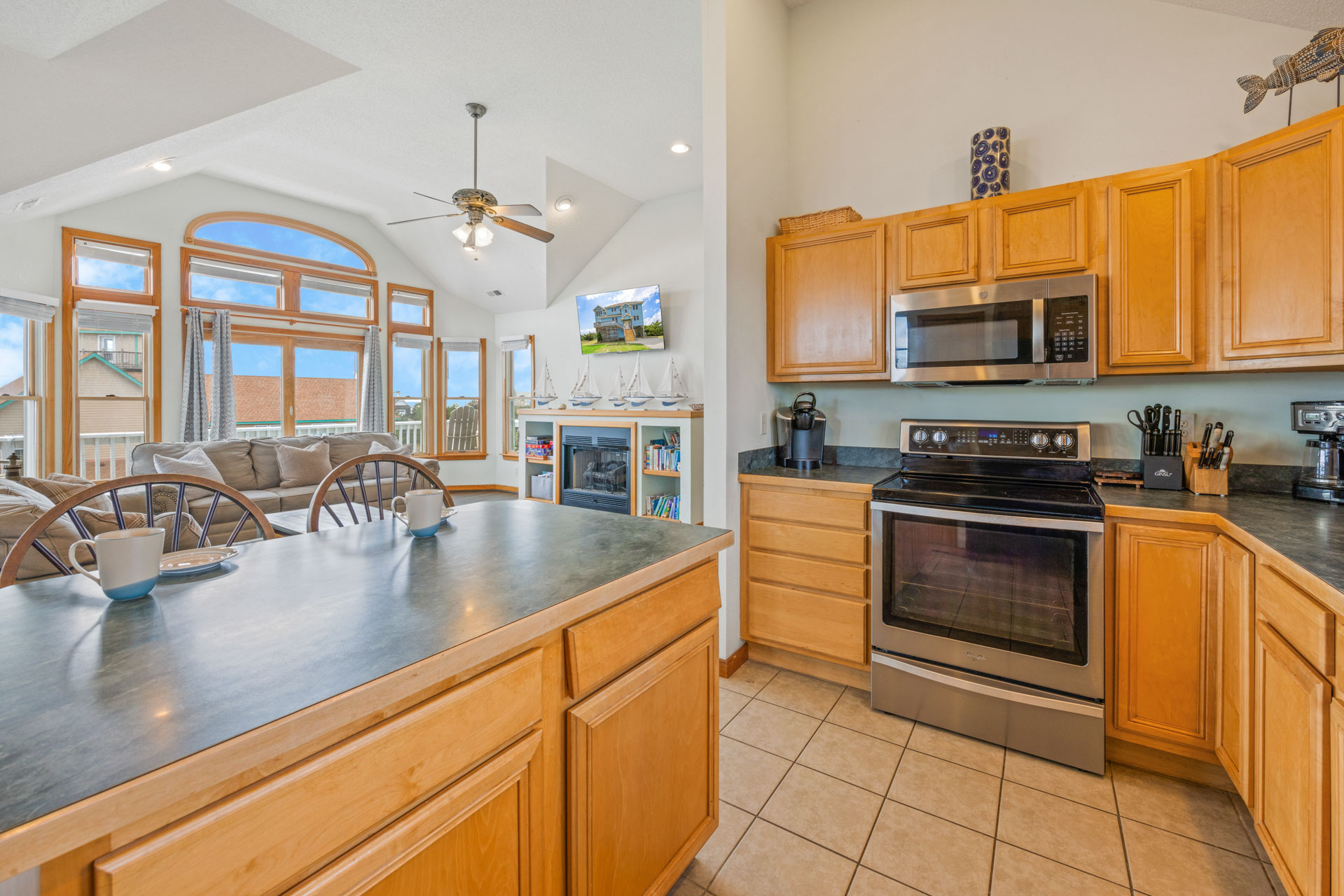 Sea Spray - #410 | Surf or Sound