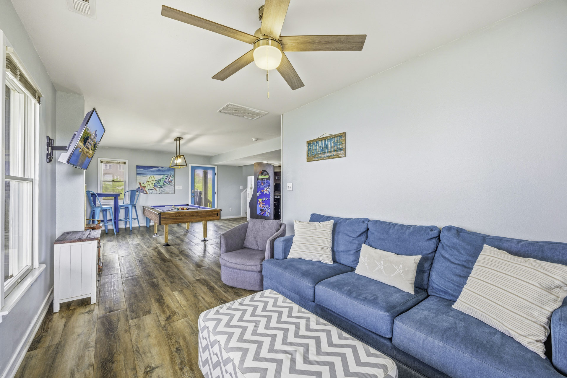 Surf Or Sound Realty 260 Gone With The Wind Game Room 5