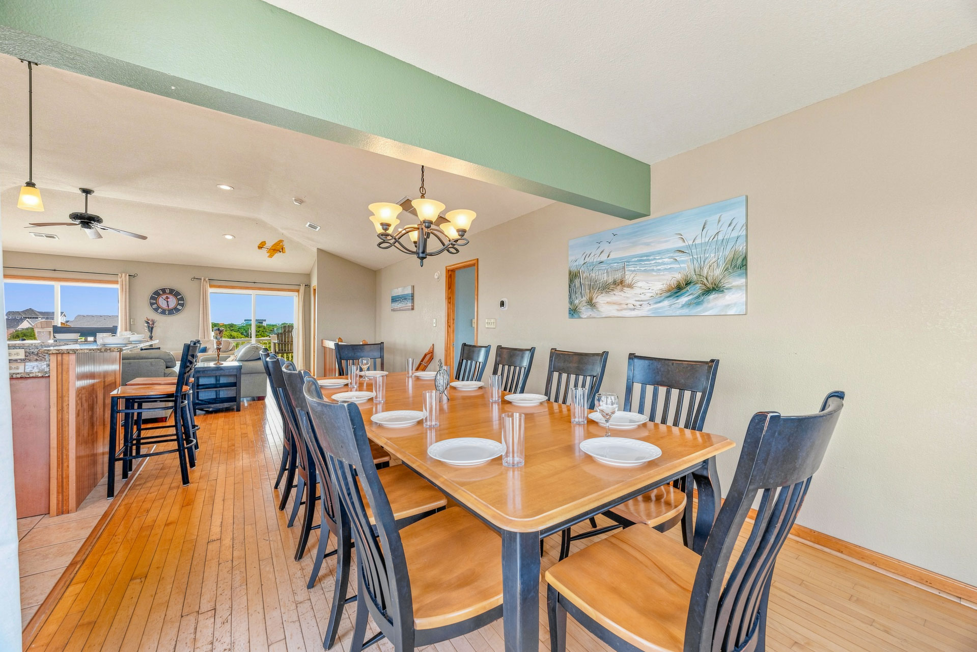 Surf Or Sound Realty 1255 Villa Dolce Vita Dining Area 4