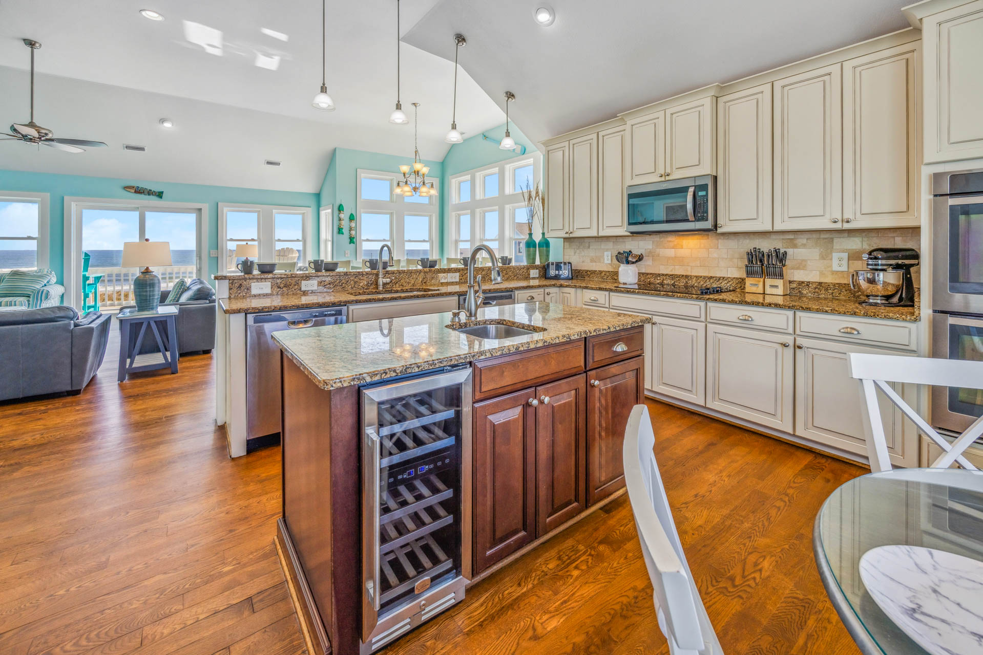 Surf Or Sound Realty 867 Caribbean Paradise Kitchen 6