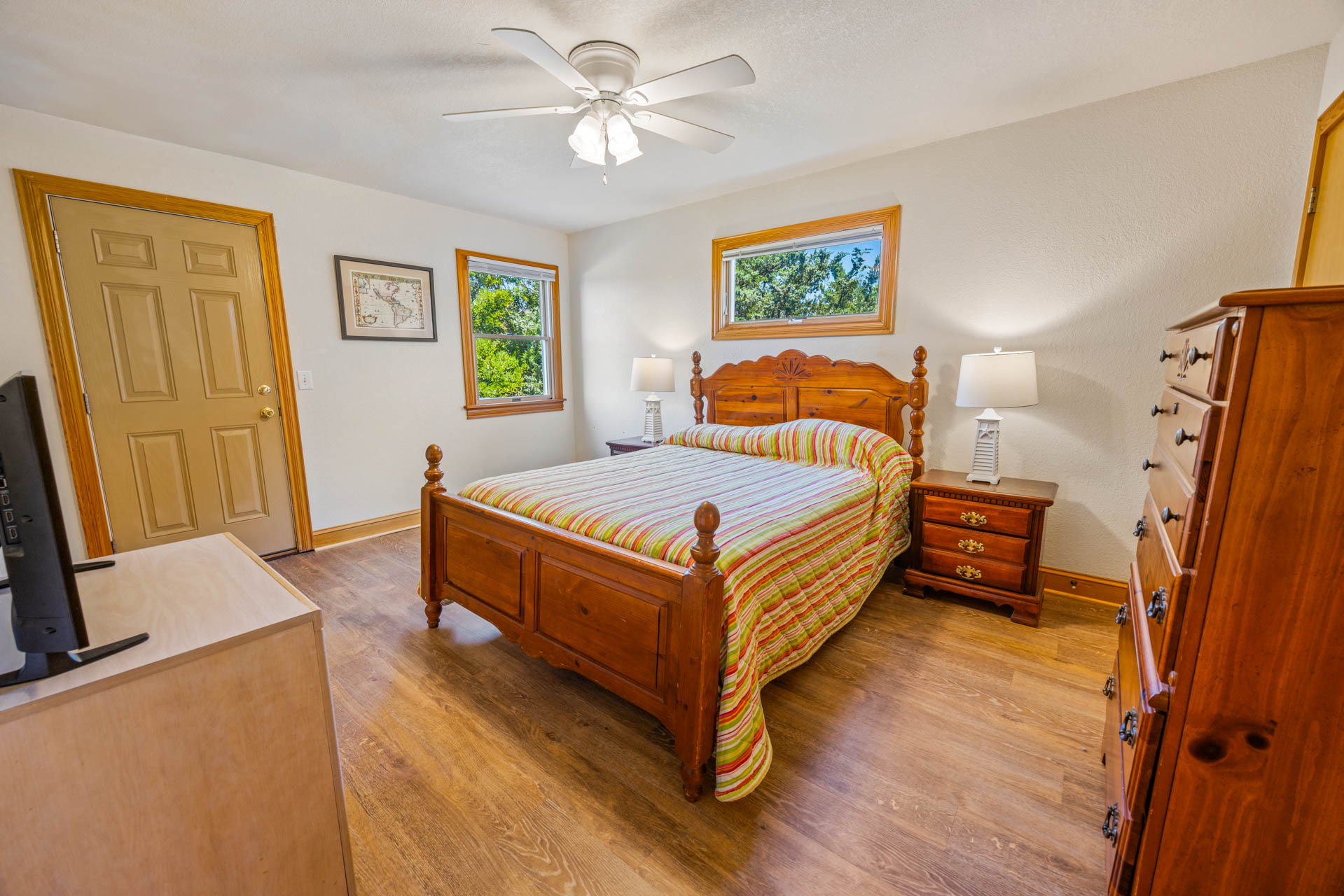 Surf Or Sound Realty 1129 Sea Queen Bedroom 5 1
