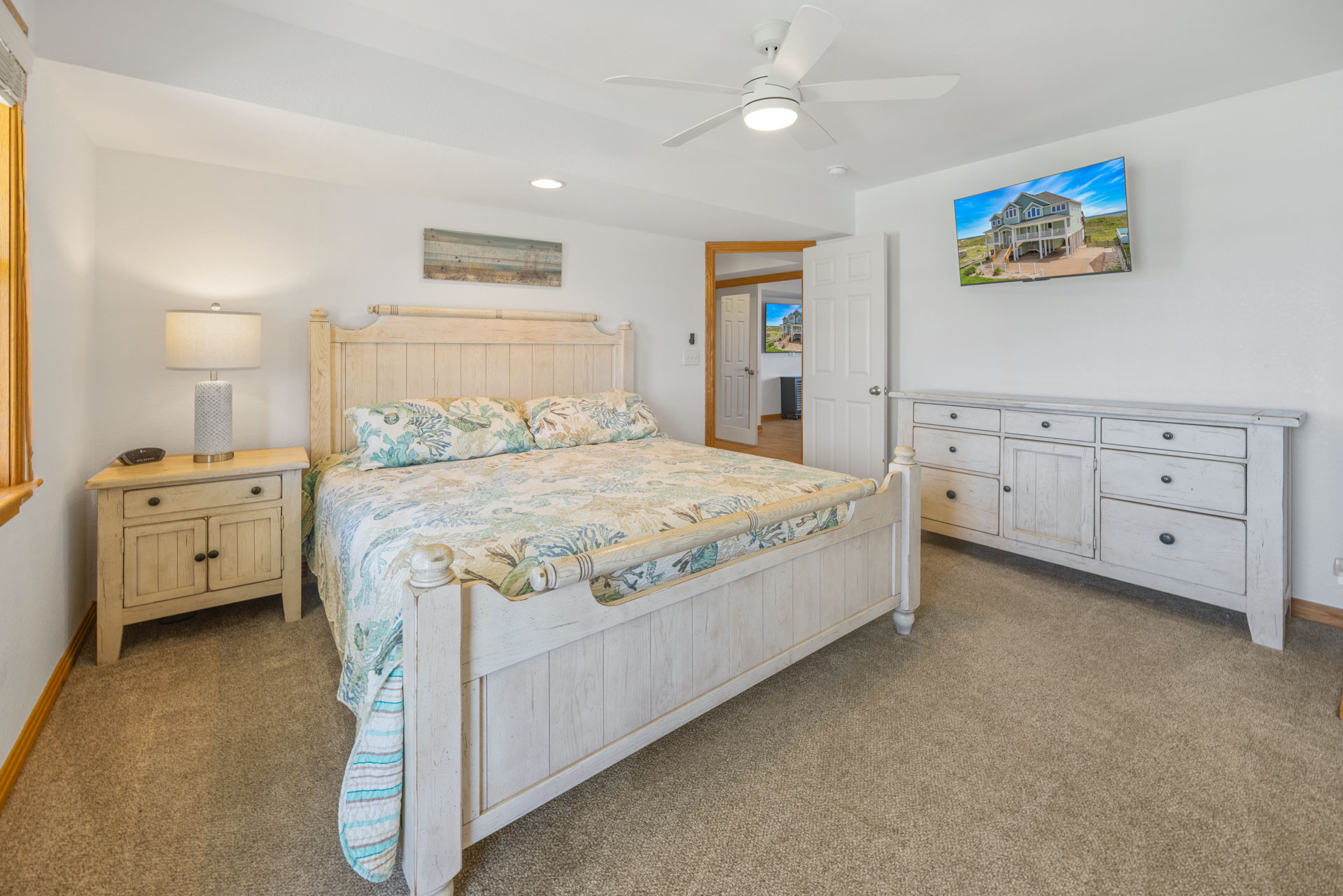 Surf Or Sound Realty 1150 God's Promise Bedroom 3 2