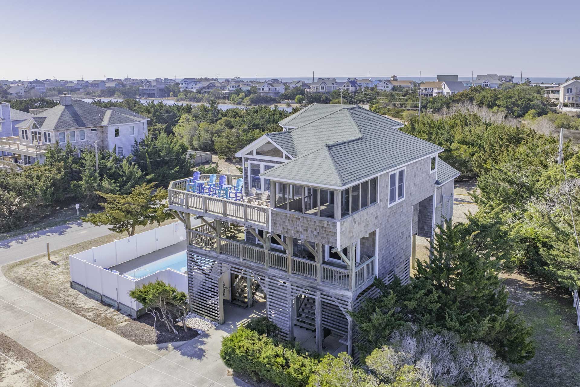 Surf Or Sound Realty 1243 September Breeze Exterior 2