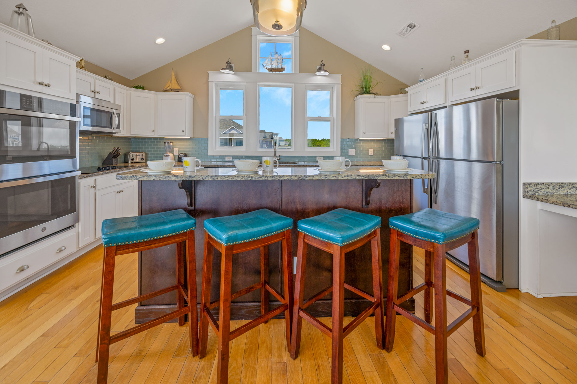 Surf Or Sound Realty 778 Time Out Kitchen 2