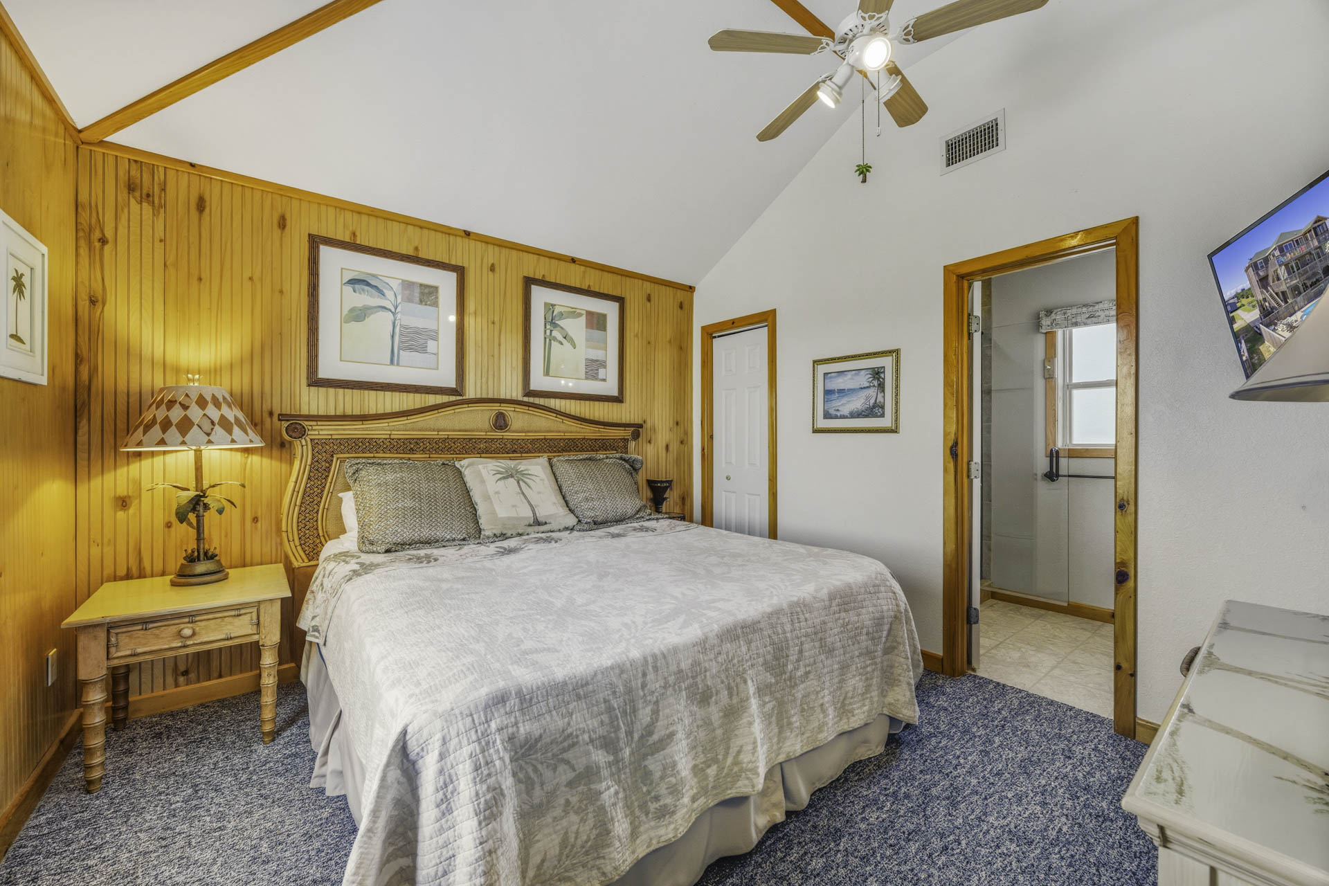 Surf Or Sound Realty 1230 Hideaway East Bedroom 1 1