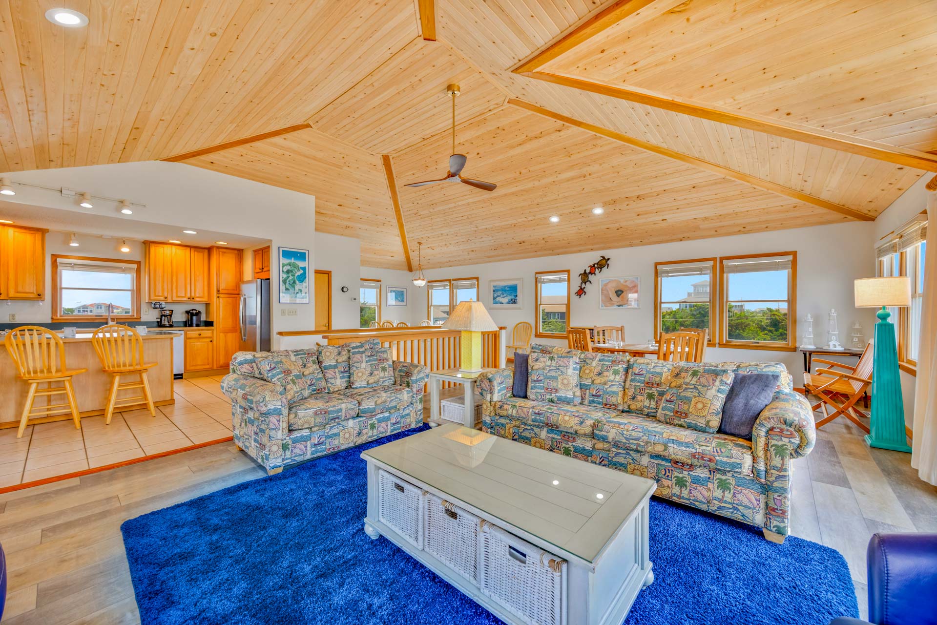 Surf Or Sound Realty 168 Sea N Blue Great Room 3
