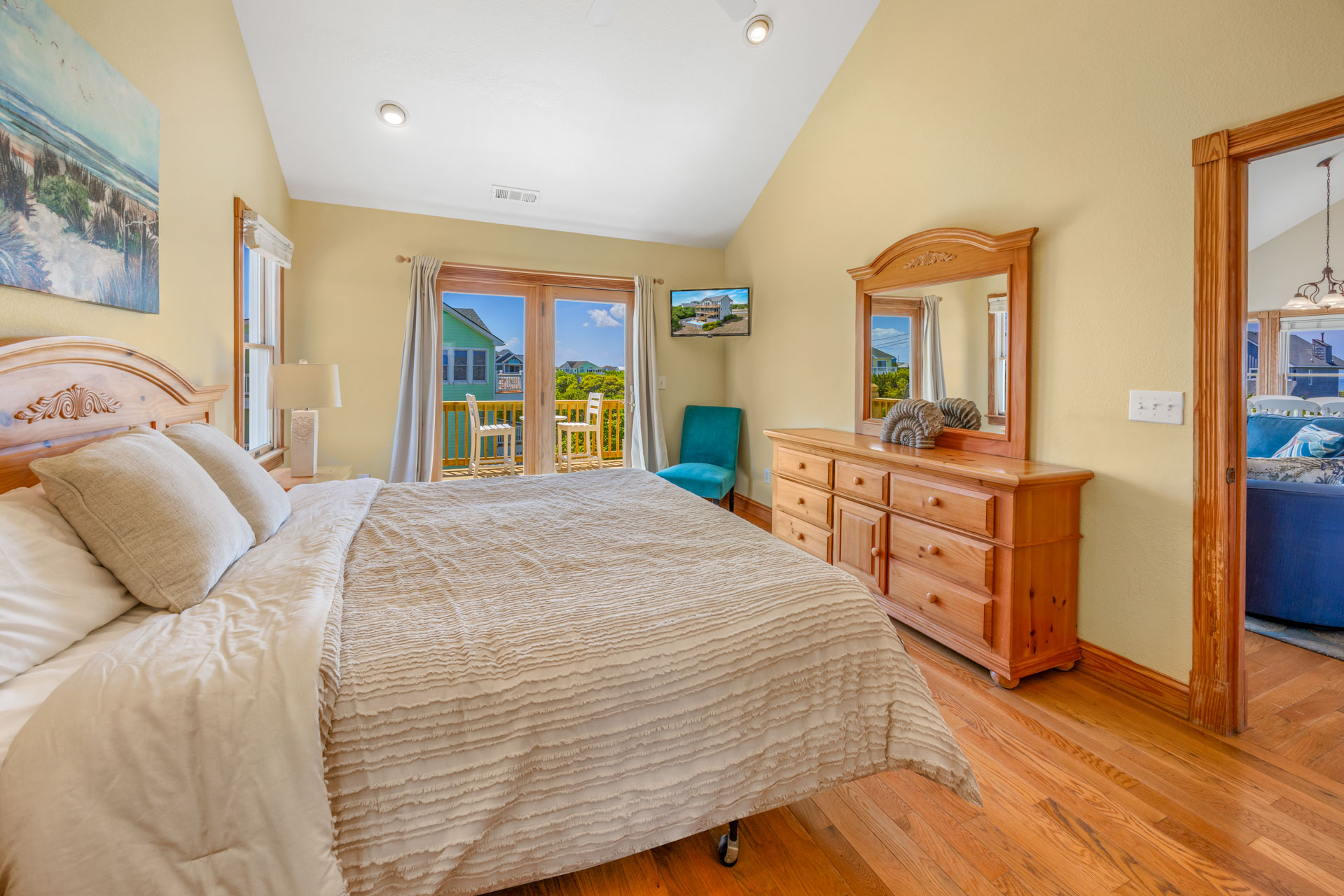 Surf Or Sound Realty 1027 The Kinnakeet Retreat Bedroom 1 2