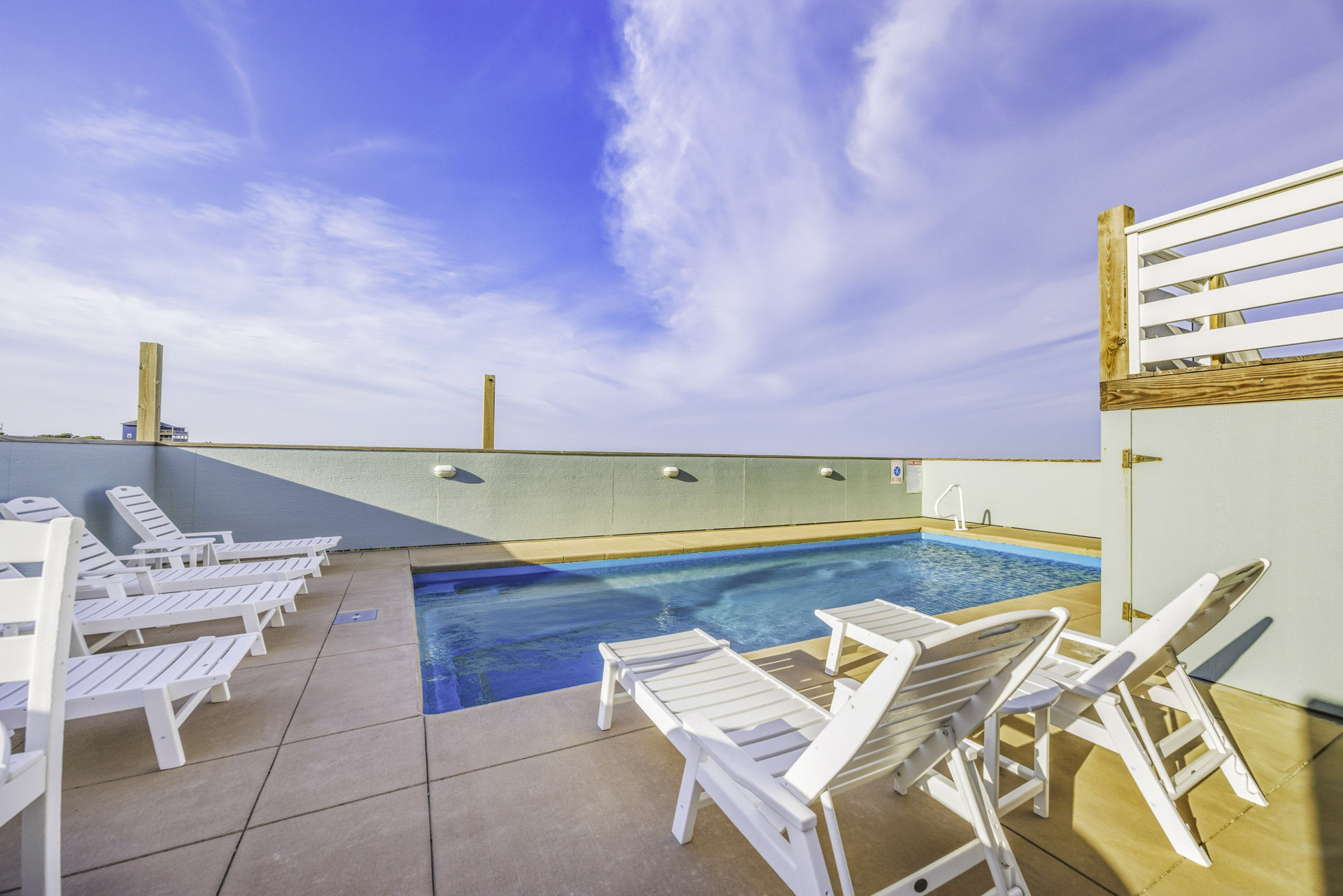 Surf Or Sound Realty 1000 Bellavues Pool Area 6