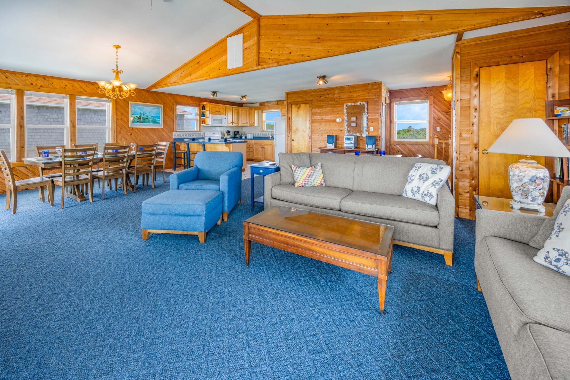 Surf Or Sound Realty 463 Casa Mare Great Room 4