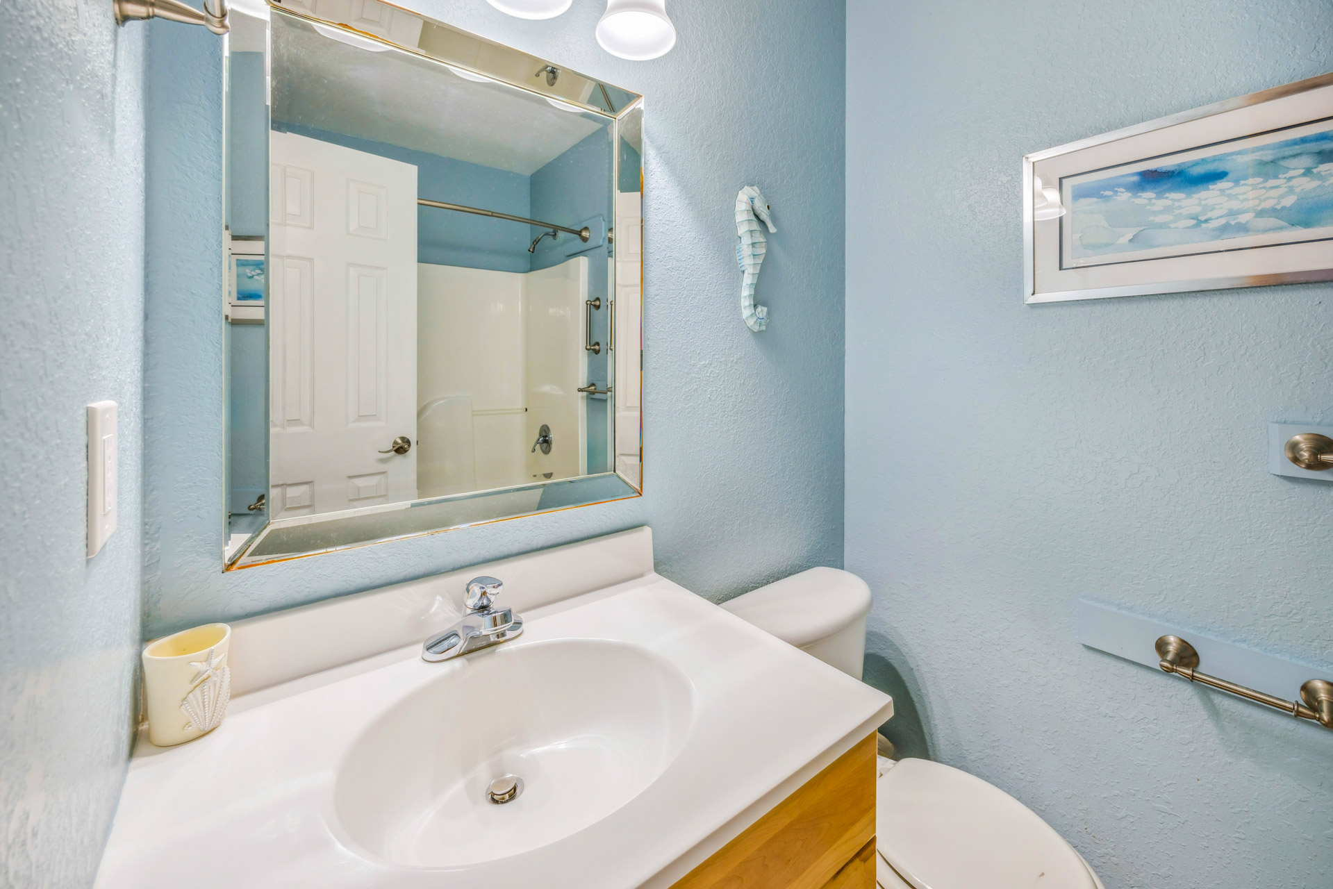 Surf Or Sound Realty 704 A Reel Addiction Bedroom 3 3
