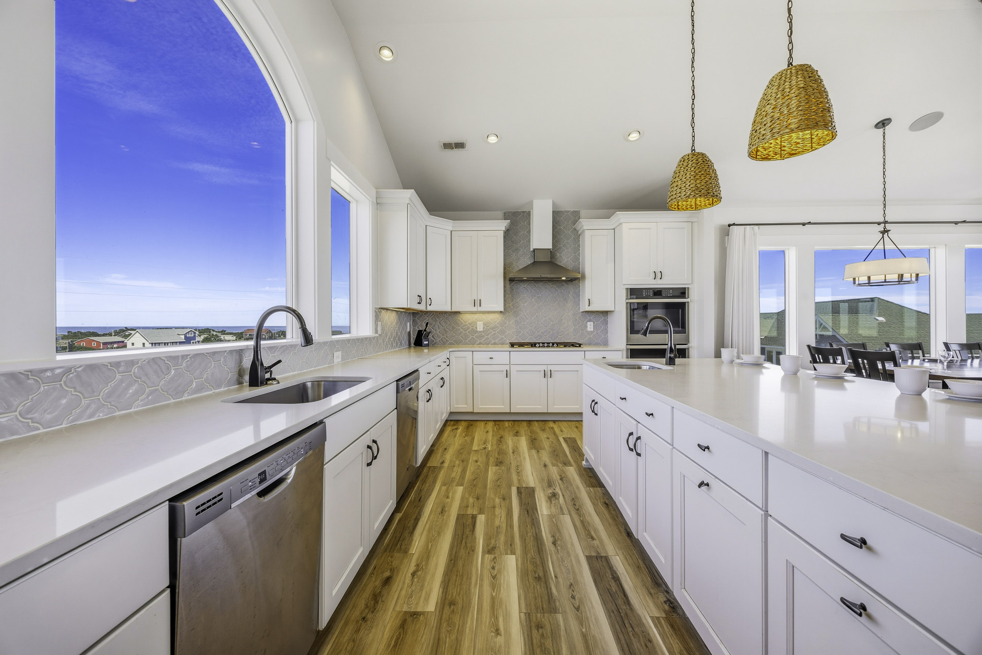 Surf Or Sound Realty 918 Cape Sol Kitchen 3