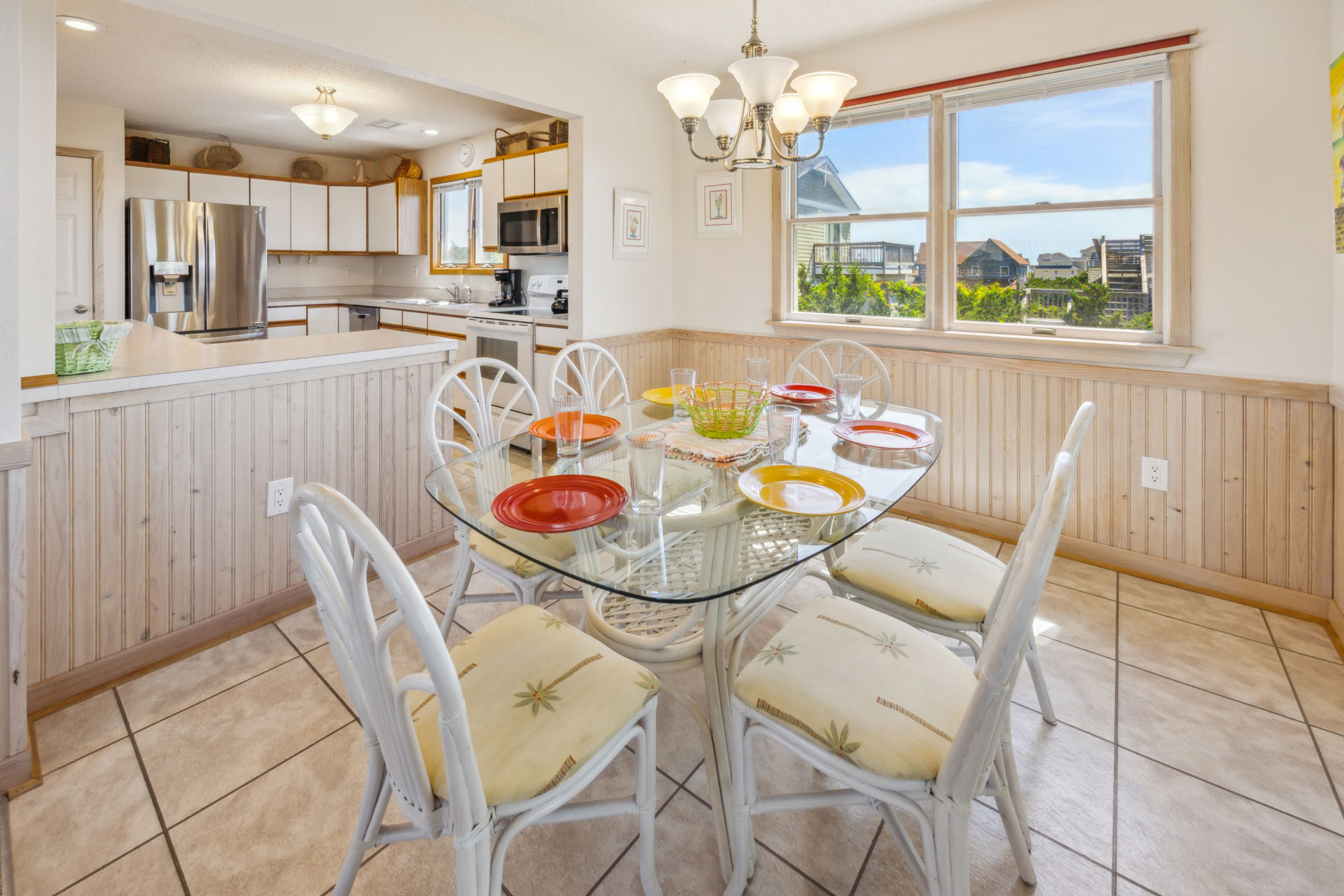 Surf Or Sound Realty 1044 K Seas Legacy Dining Area 3