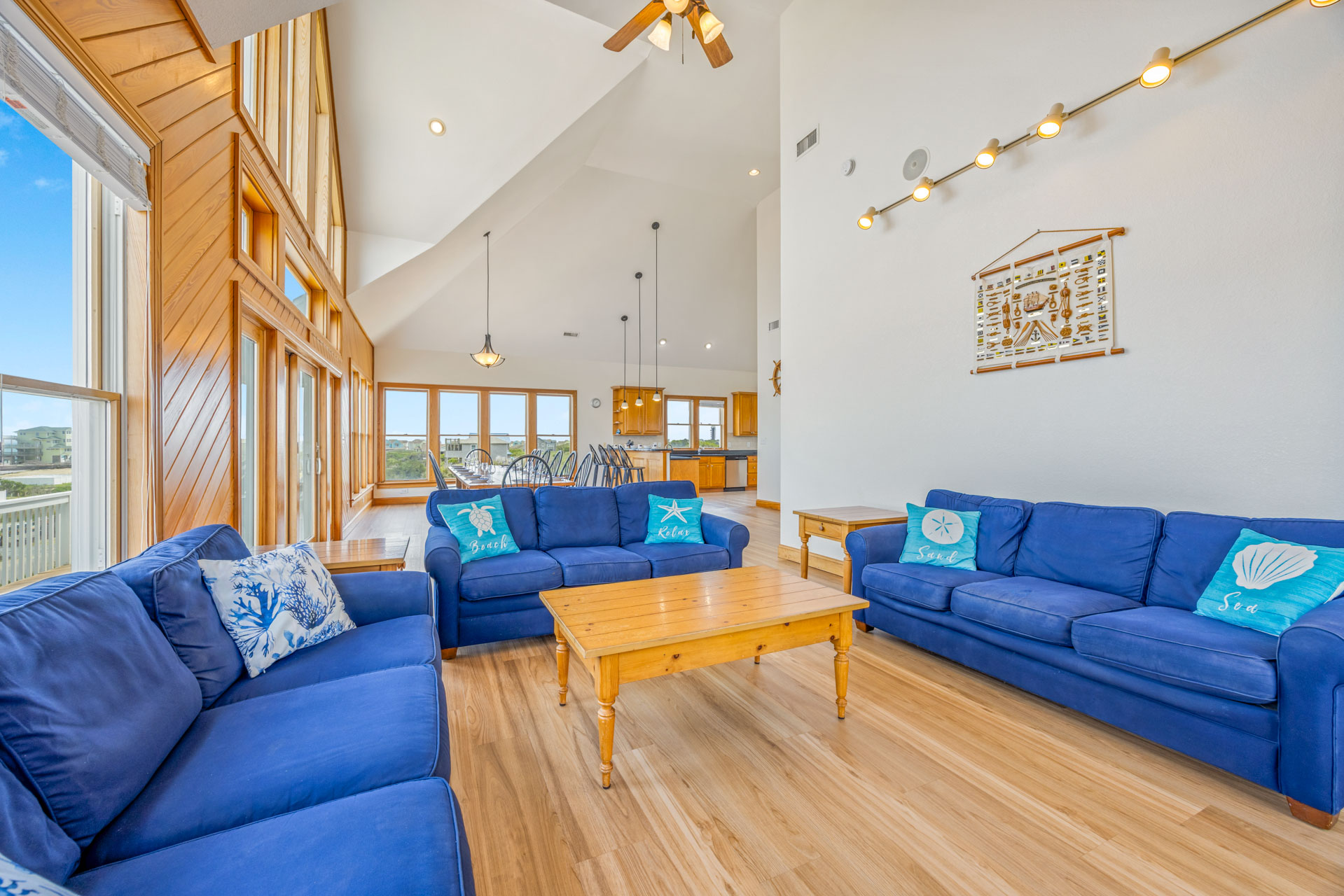Surf Or Sound Realty 1251 Whispering Sands Great Room 5